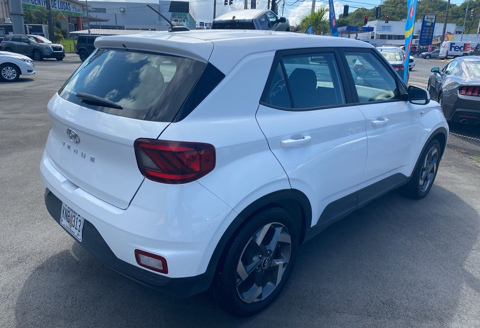 https://assets.dealerappcenter.com/dealergroups/66/vehicles/336492/82zCmk.jpg