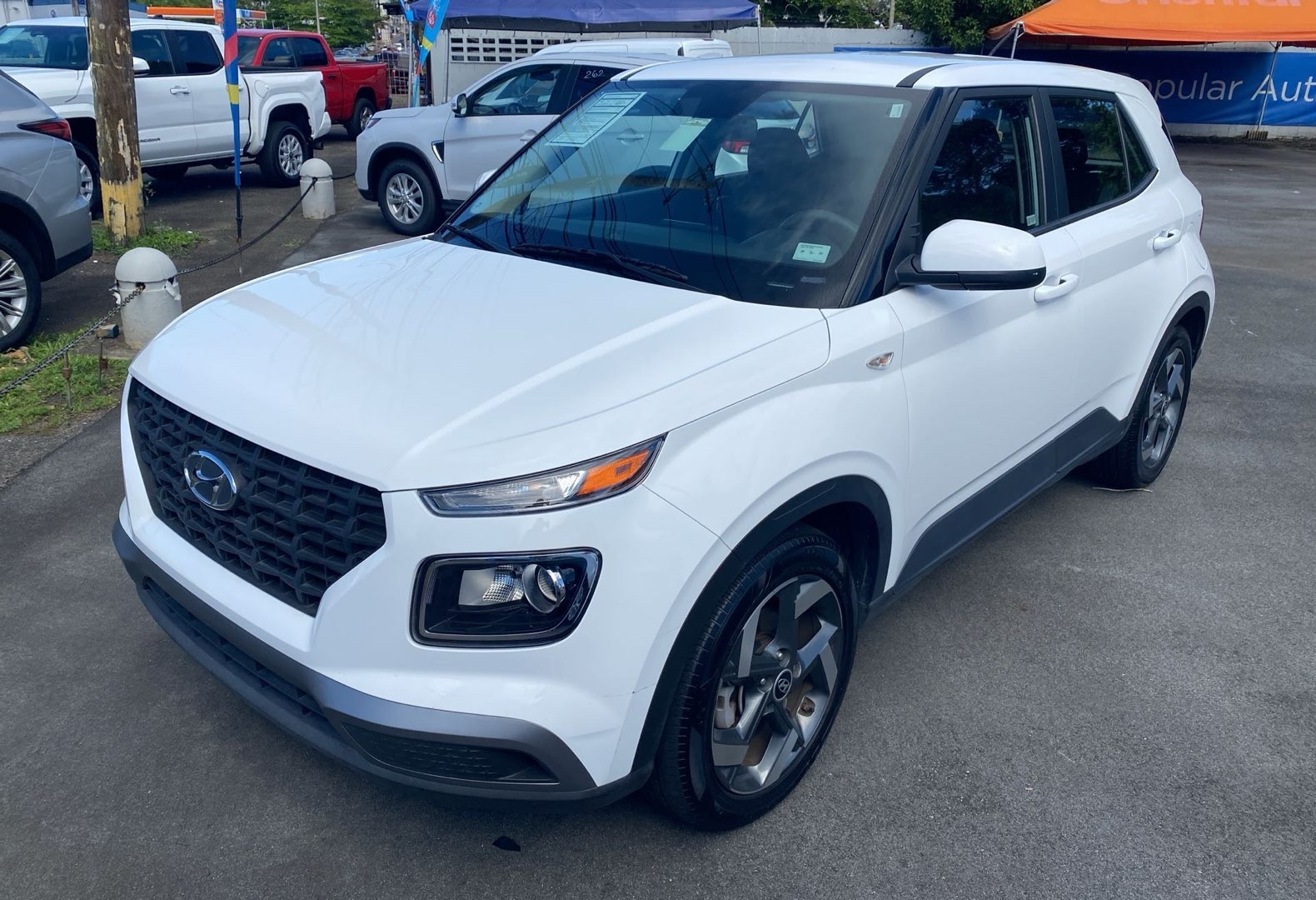 https://assets.dealerappcenter.com/dealergroups/66/vehicles/336492/UEUb68.jpg