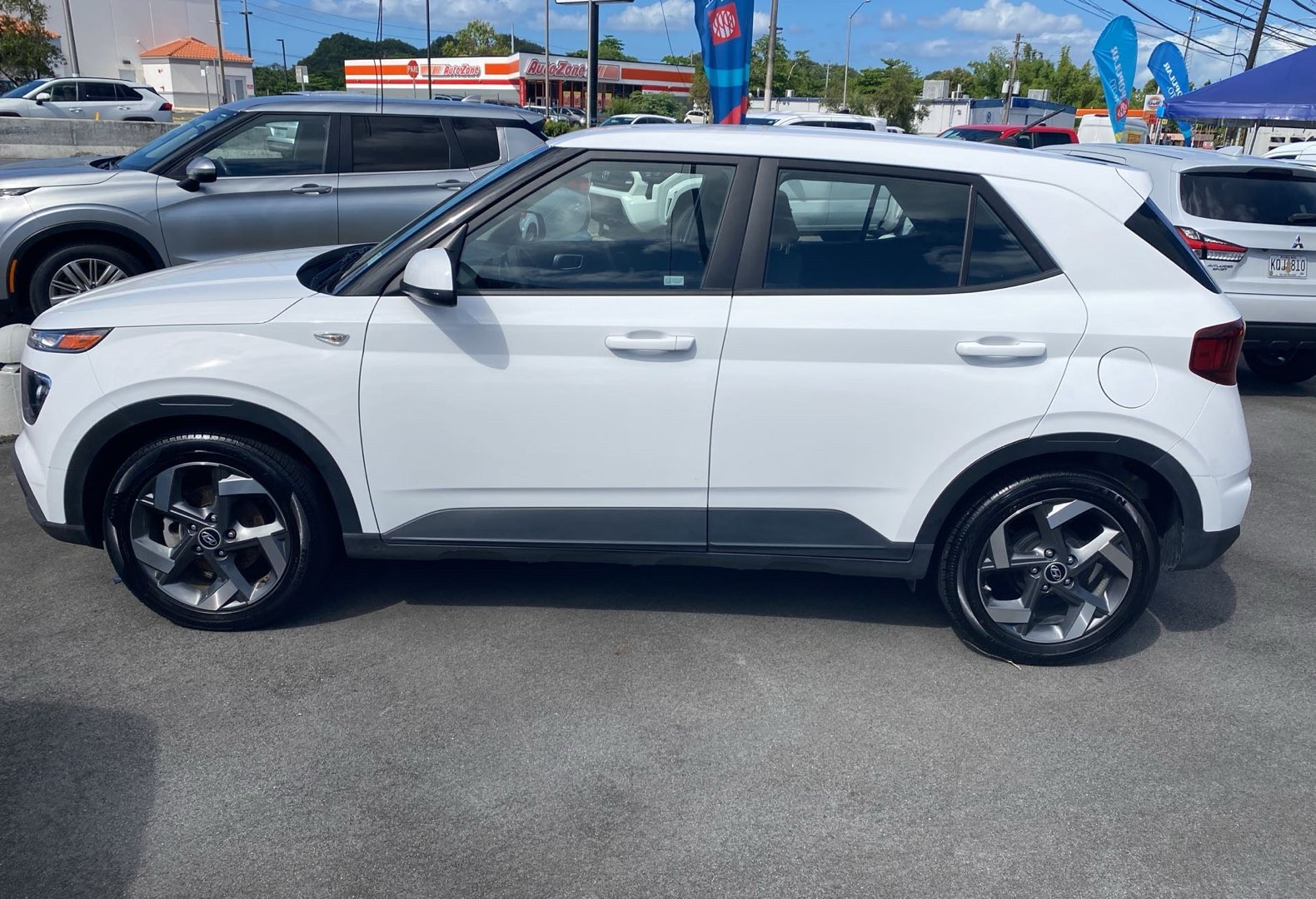 https://assets.dealerappcenter.com/dealergroups/66/vehicles/336492/hEJIsQ.jpg