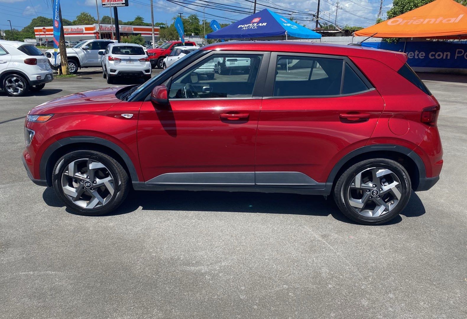 https://assets.dealerappcenter.com/dealergroups/66/vehicles/336493/D1Hnzo.jpg