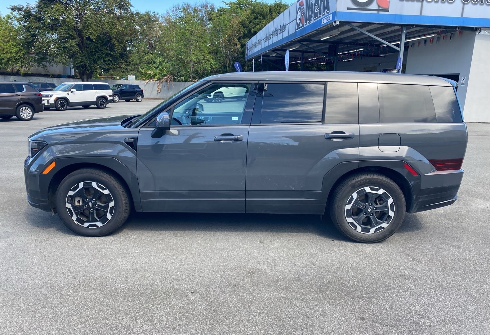 https://assets.dealerappcenter.com/dealergroups/66/vehicles/336494/j6SgsS.jpg