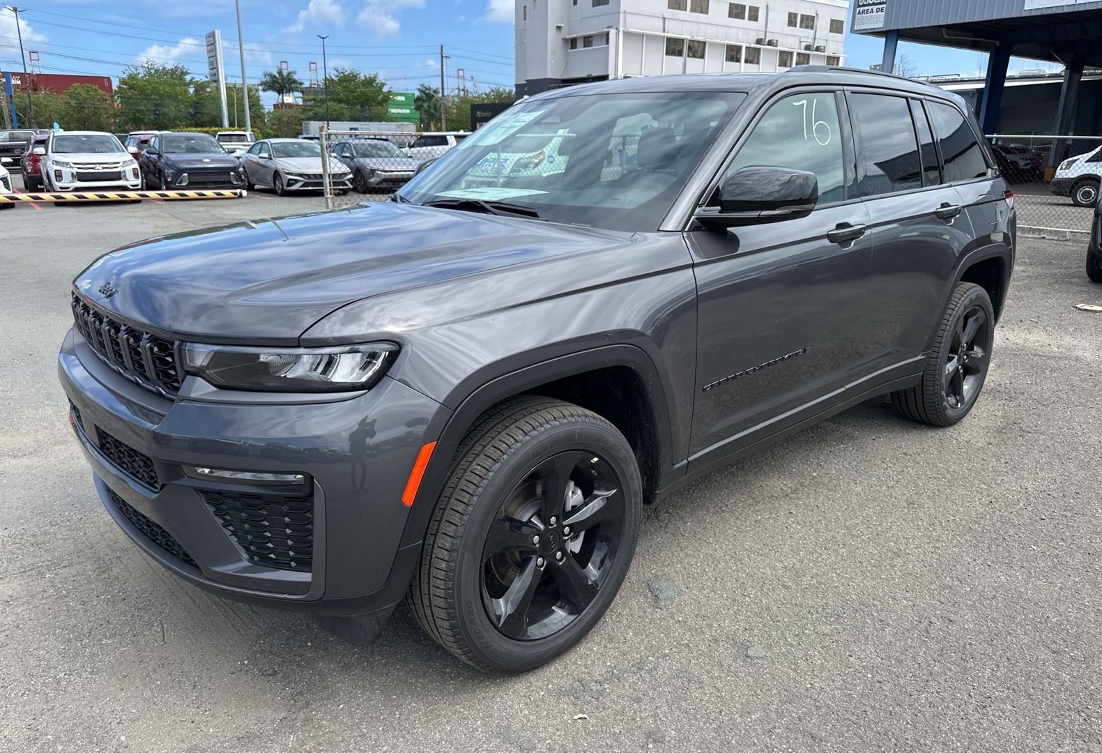 2026 Jeep Grand Cherokee Limited's photo
