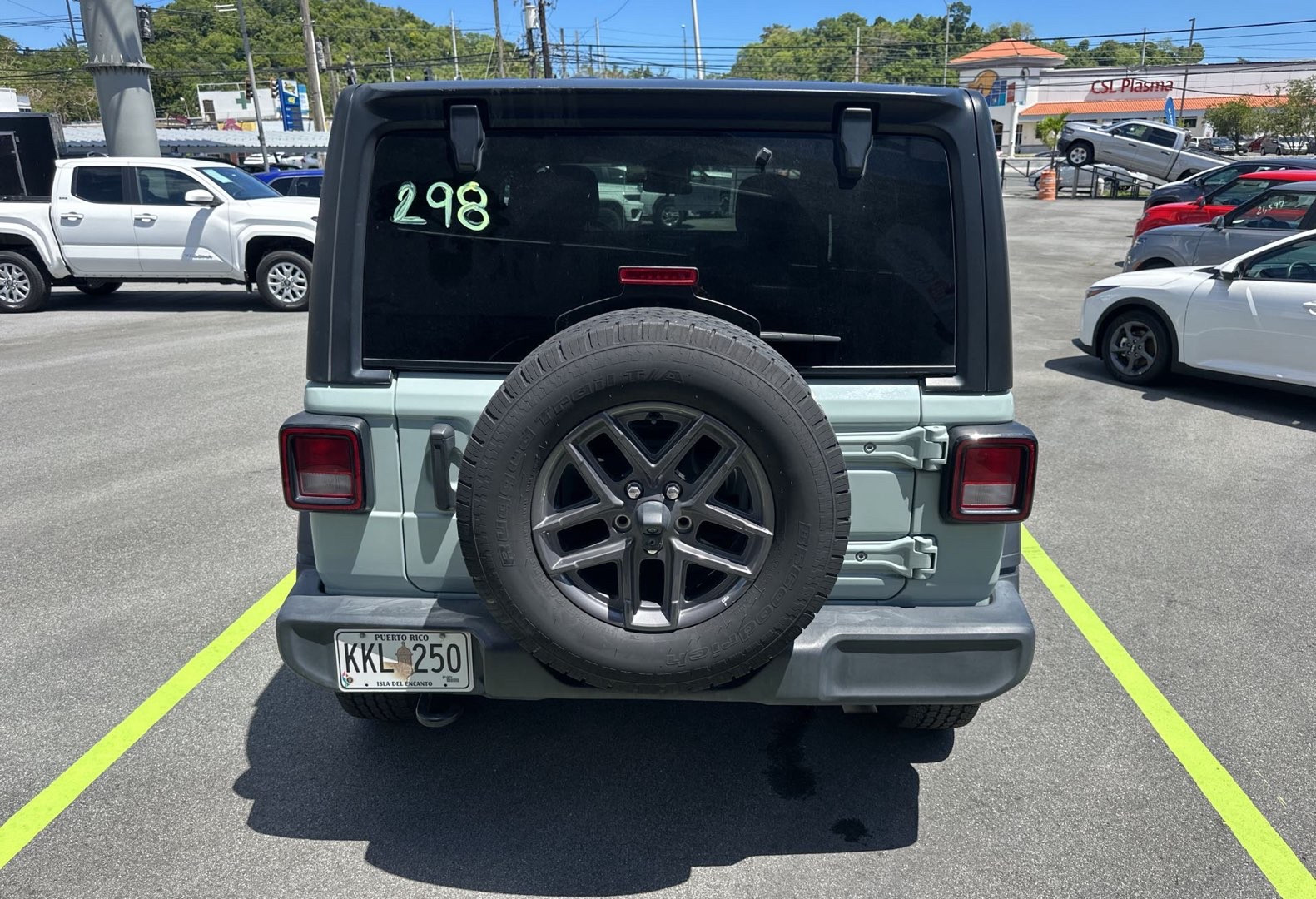 https://assets.dealerappcenter.com/dealergroups/66/vehicles/337859/Wlm4RJ.jpg