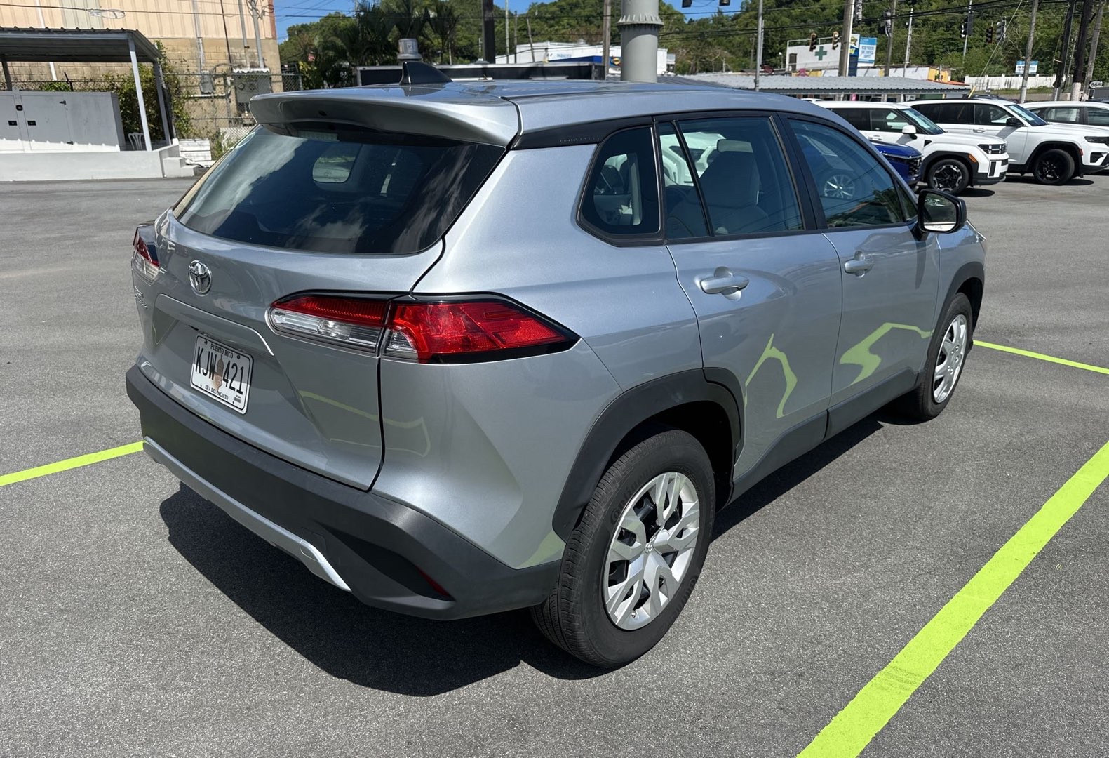 https://assets.dealerappcenter.com/dealergroups/66/vehicles/337863/H8eYnr.jpg