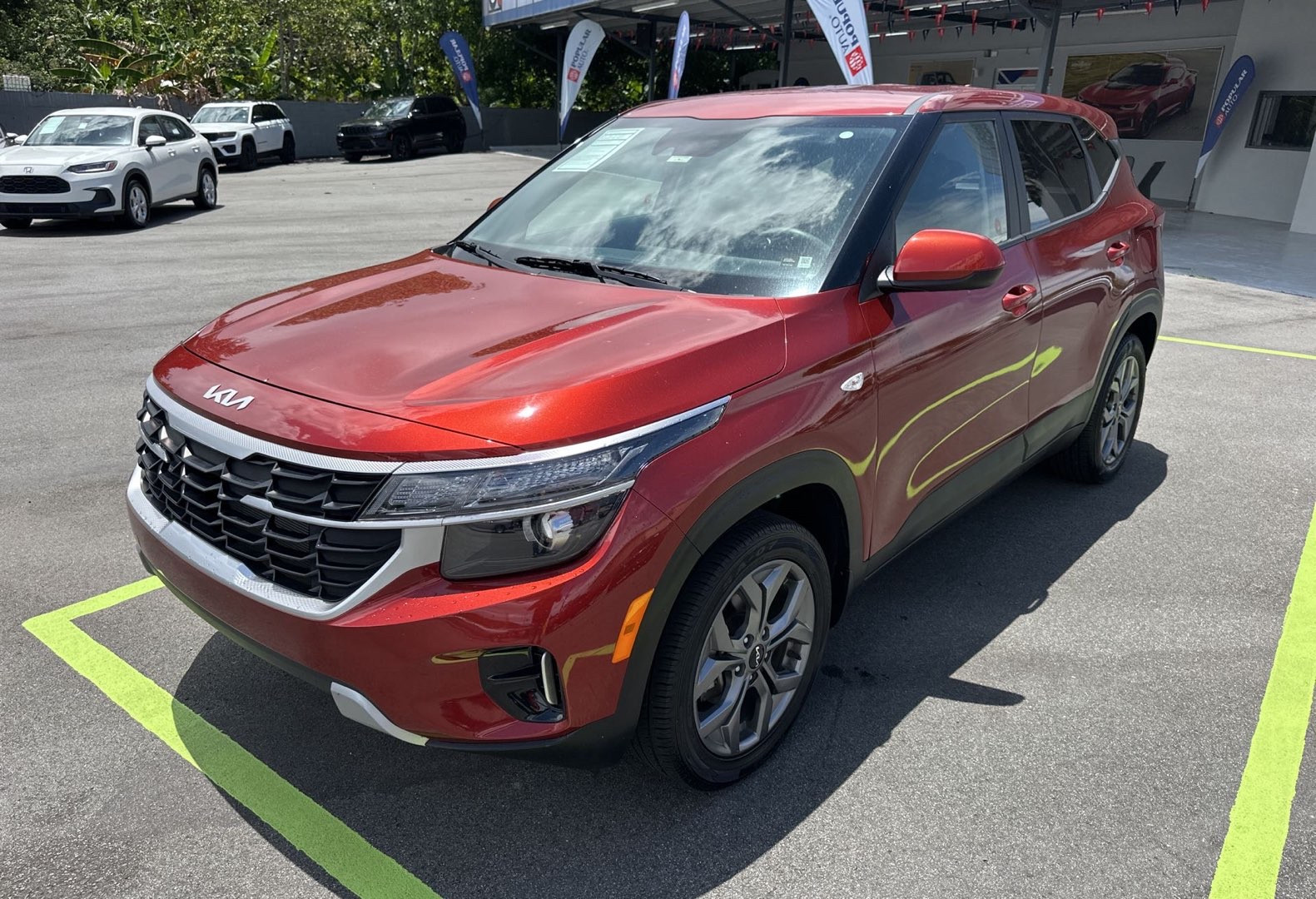 2025 Kia Seltos LX's photo
