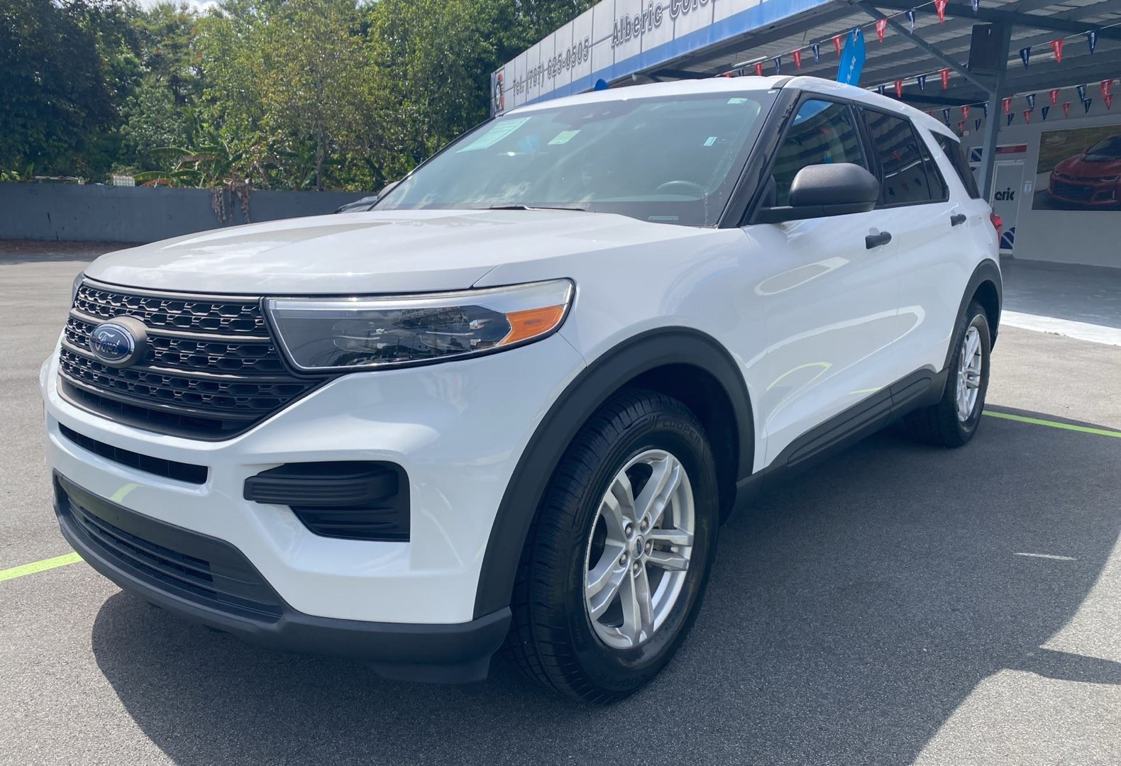 2022 Ford Explorer Base RWD's photo