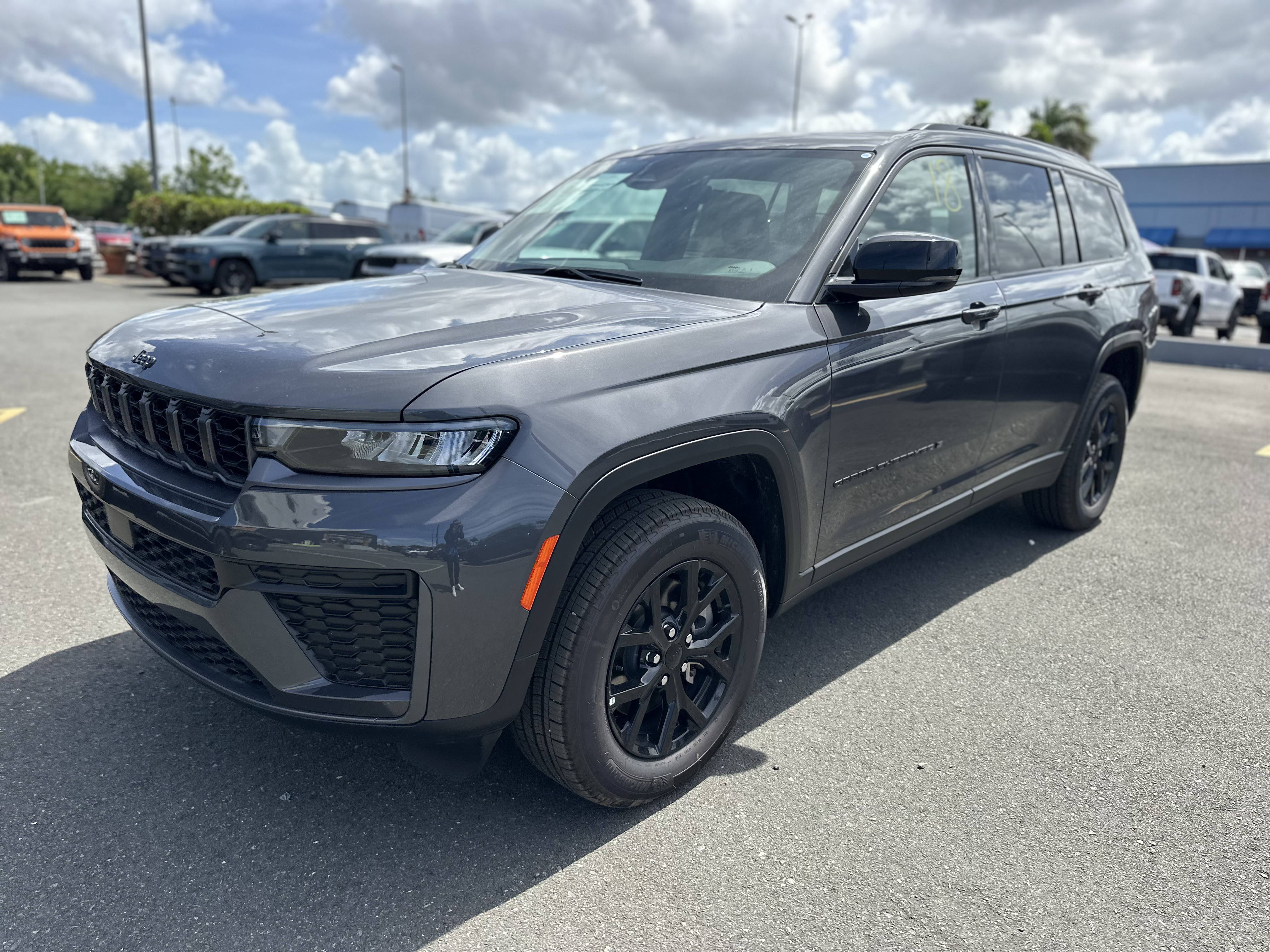 2026 Jeep Grand Cherokee L Laredo