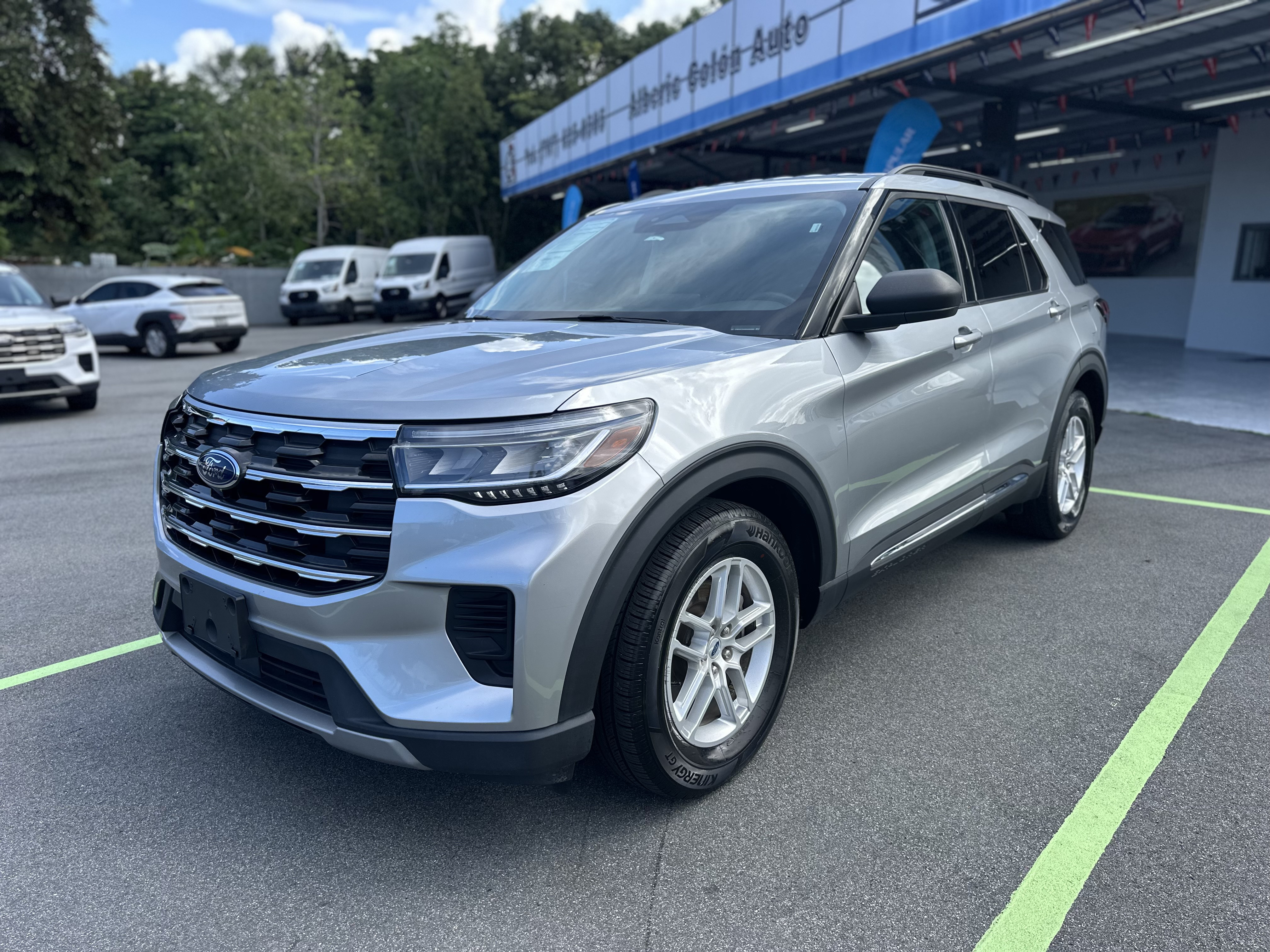 2025 Ford Explorer