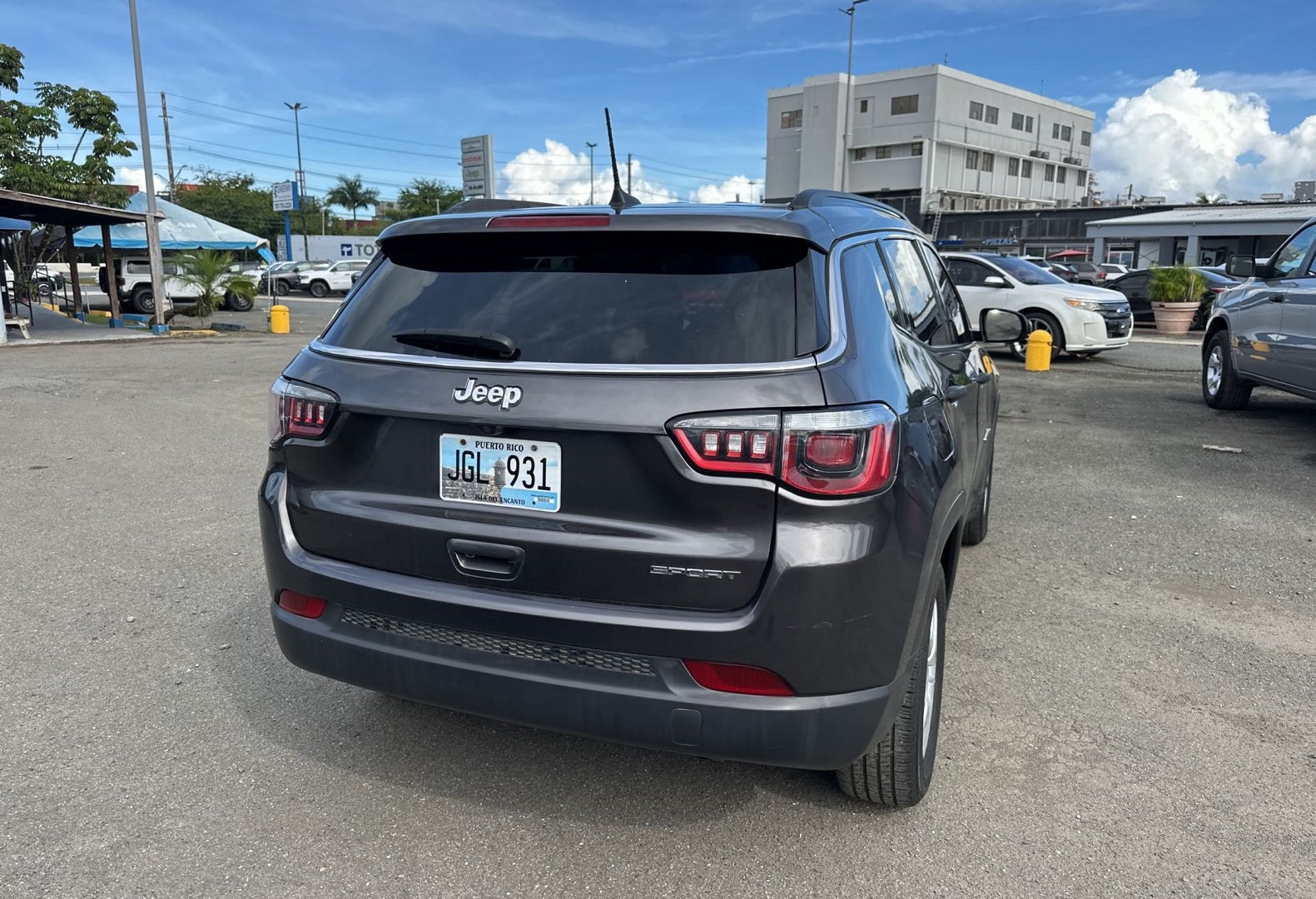 https://assets.dealerappcenter.com/dealergroups/66/vehicles/92545/uuOqJ1.jpg