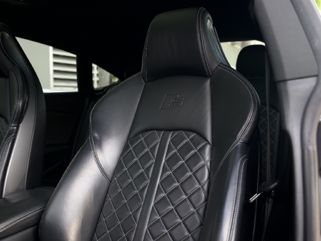 https://assets.dealerappcenter.com/dealergroups/67/vehicles/124147/bVVdJz.png