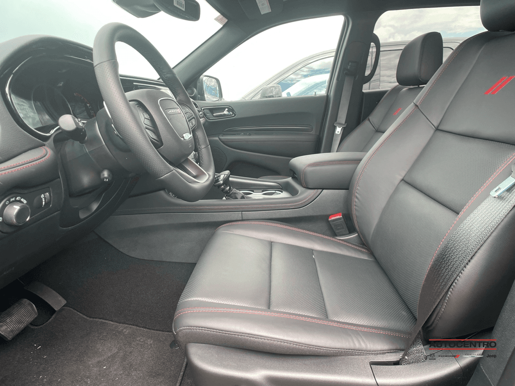 https://assets.dealerappcenter.com/dealergroups/67/vehicles/246642/Lkeh7k.png
