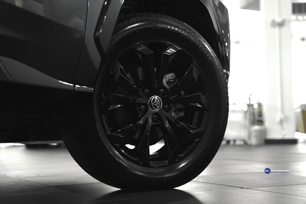 https://assets.dealerappcenter.com/dealergroups/67/vehicles/261935/XrJ5a8.png