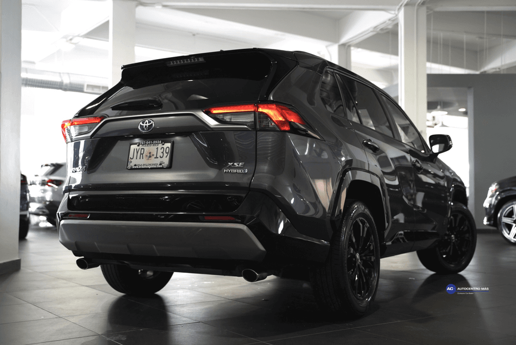 https://assets.dealerappcenter.com/dealergroups/67/vehicles/261935/w6b1YP.png
