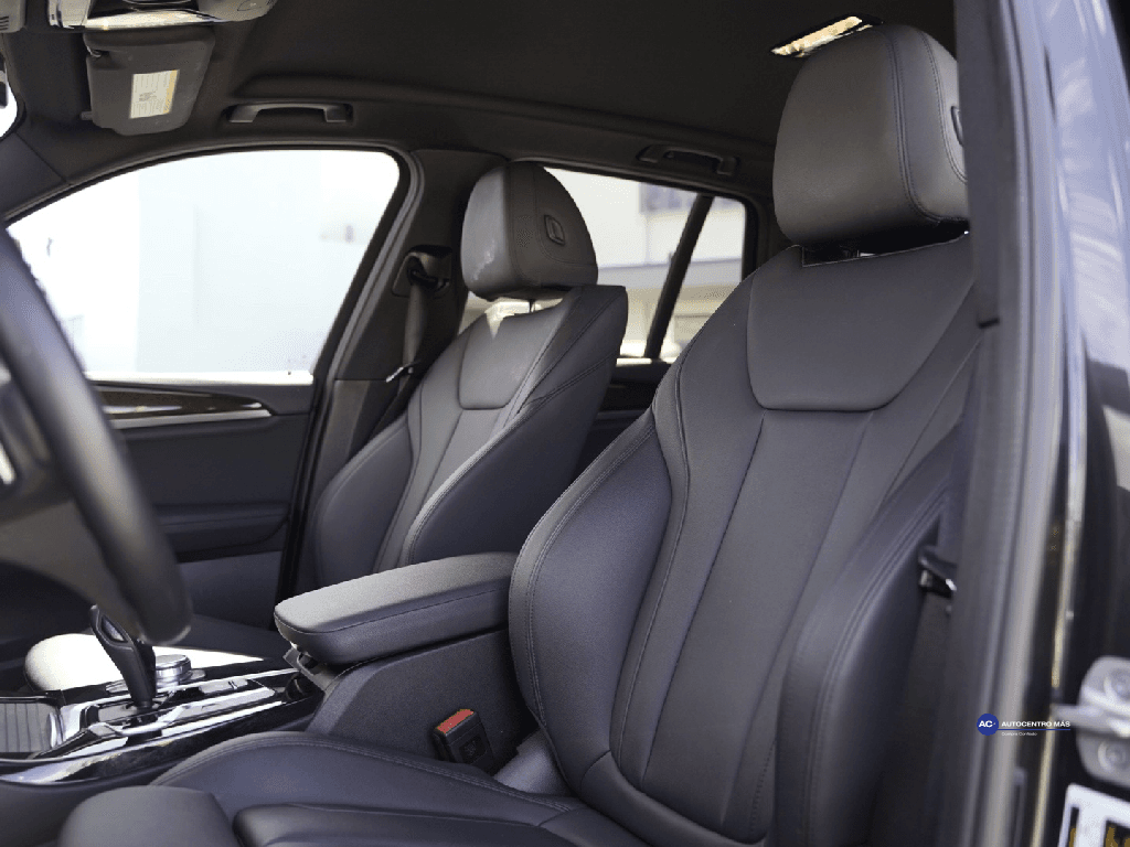 https://assets.dealerappcenter.com/dealergroups/67/vehicles/281574/GlbgxY.png