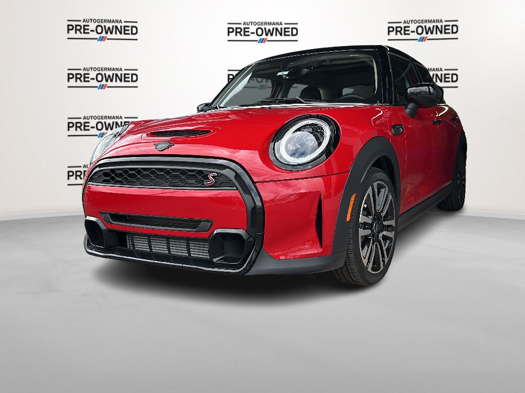 https://assets.dealerappcenter.com/dealergroups/67/vehicles/289285/caFMkx.jpg