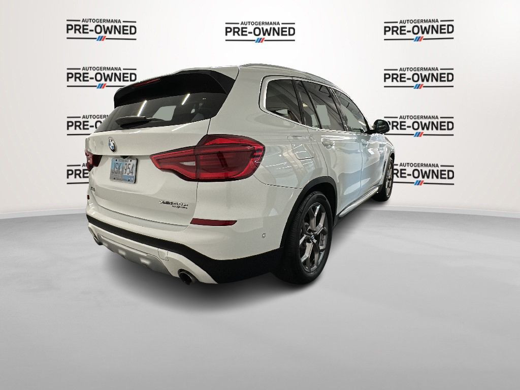 https://assets.dealerappcenter.com/dealergroups/67/vehicles/291049/VxaCVt.jpg