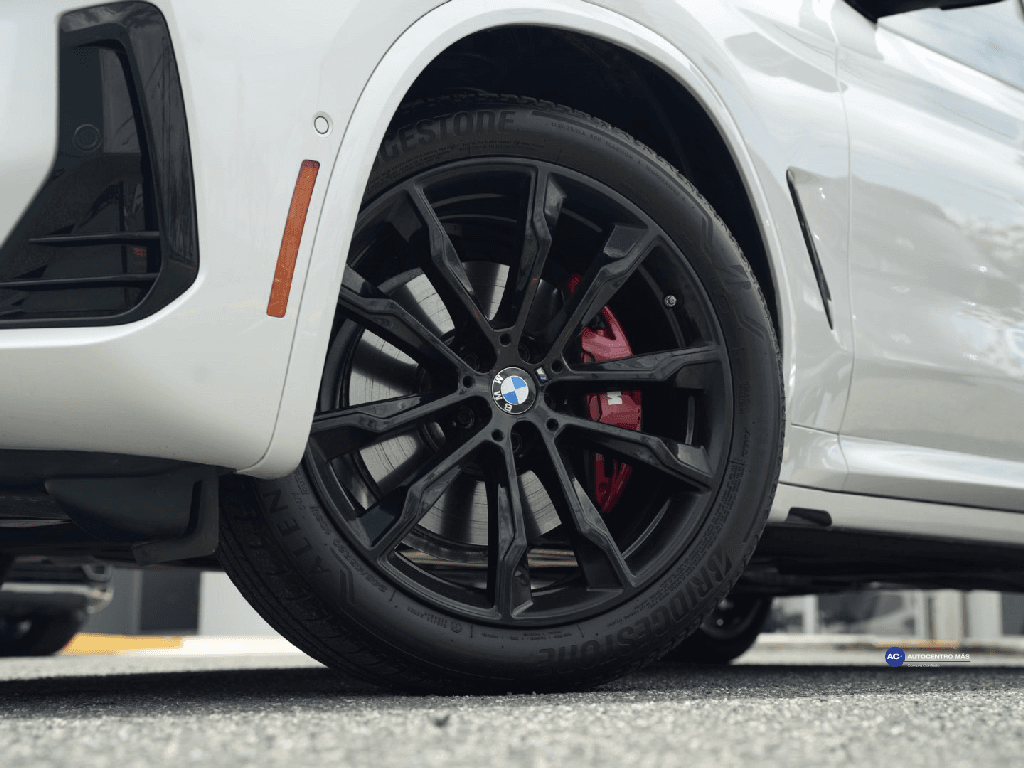 https://assets.dealerappcenter.com/dealergroups/67/vehicles/292066/YL4yn2.png