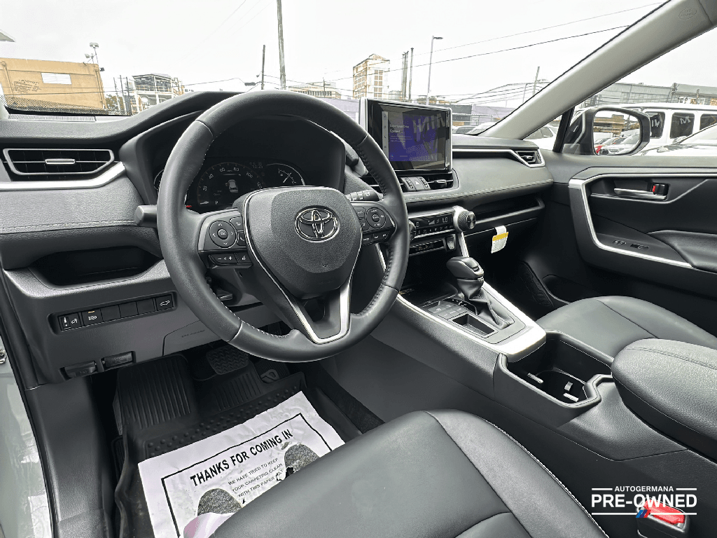 https://assets.dealerappcenter.com/dealergroups/67/vehicles/292476/hay664.png