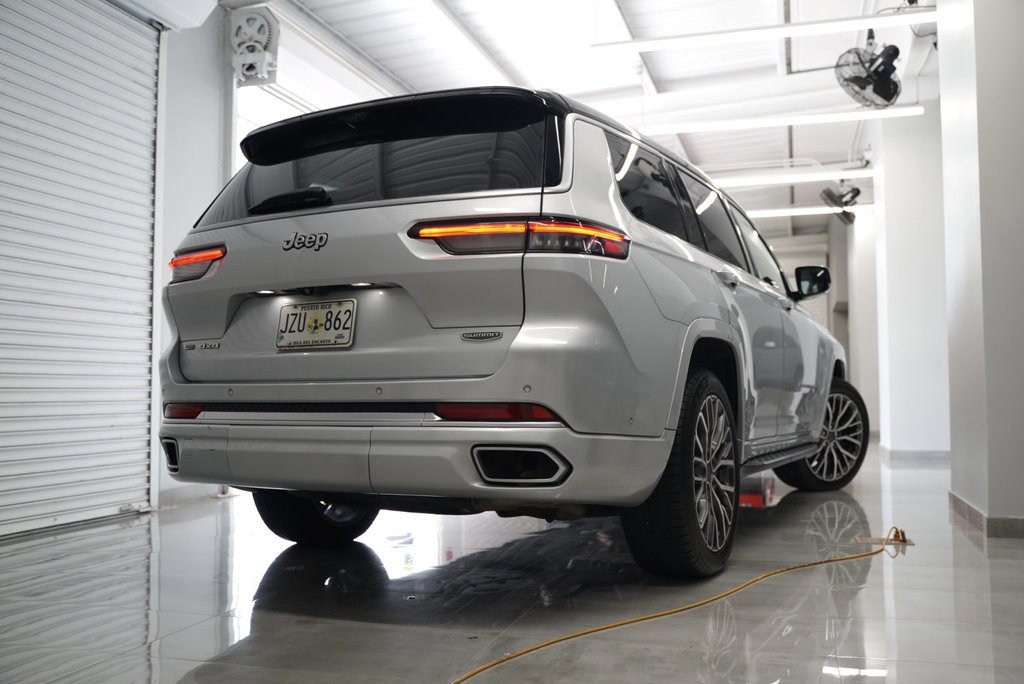 https://assets.dealerappcenter.com/dealergroups/67/vehicles/294970/6j7UsG.png