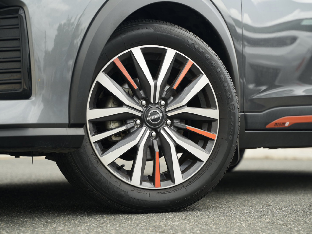 https://assets.dealerappcenter.com/dealergroups/67/vehicles/295685/hUXf2L.png