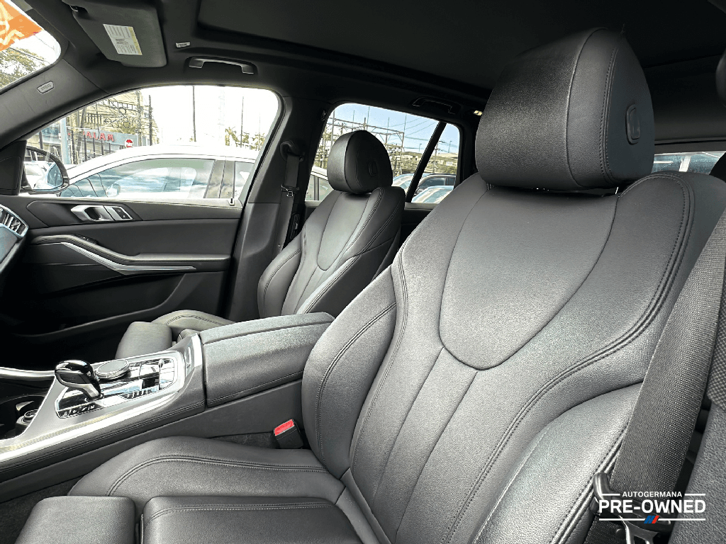 https://assets.dealerappcenter.com/dealergroups/67/vehicles/296552/94jDai.png