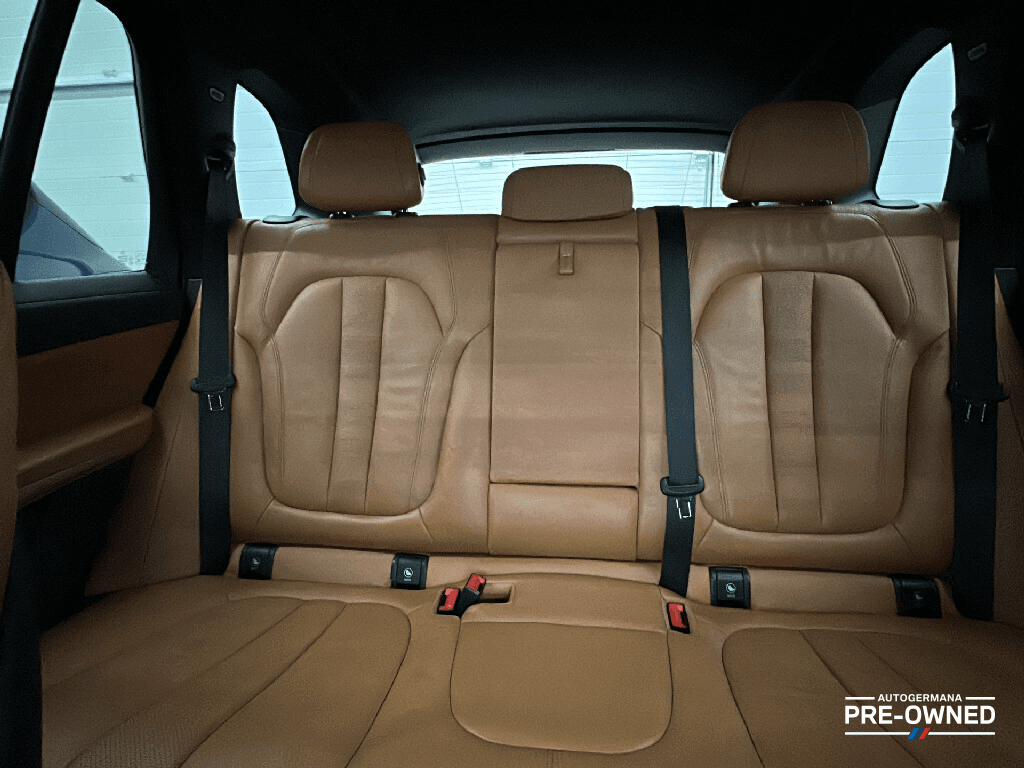 https://assets.dealerappcenter.com/dealergroups/67/vehicles/296916/G0DdH6.png