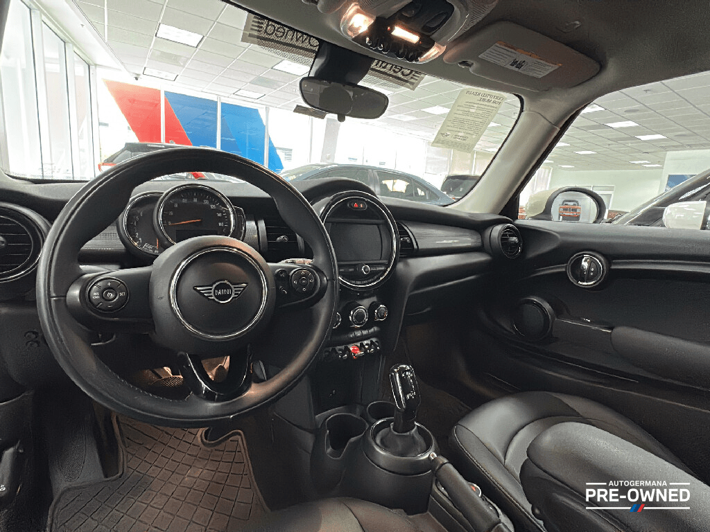 https://assets.dealerappcenter.com/dealergroups/67/vehicles/296918/0uTAiA.png