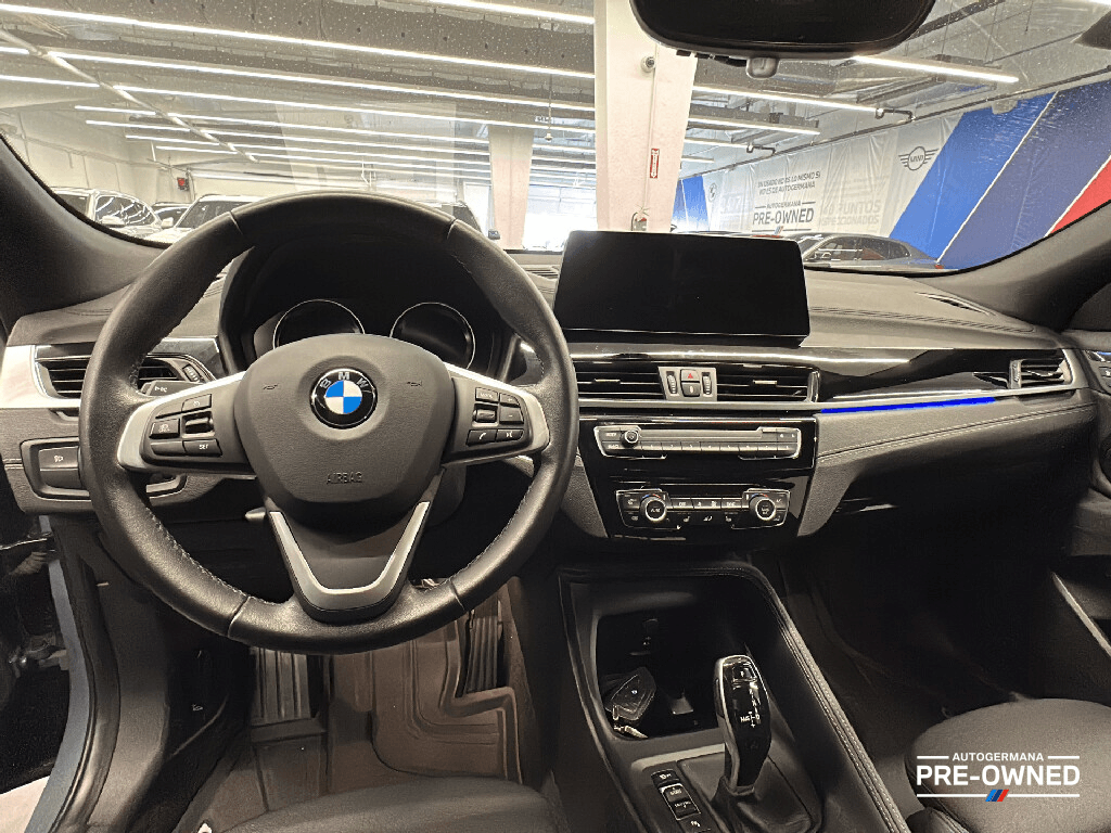 https://assets.dealerappcenter.com/dealergroups/67/vehicles/296919/eQnALI.png