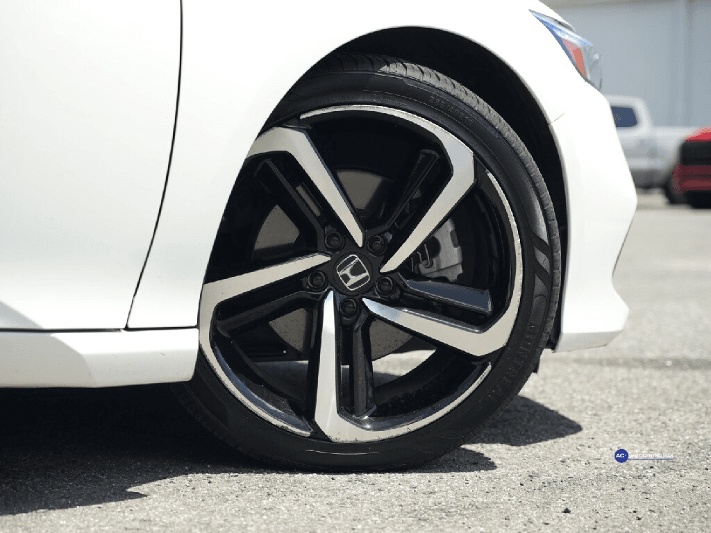 https://assets.dealerappcenter.com/dealergroups/67/vehicles/296982/t5MwkX.png