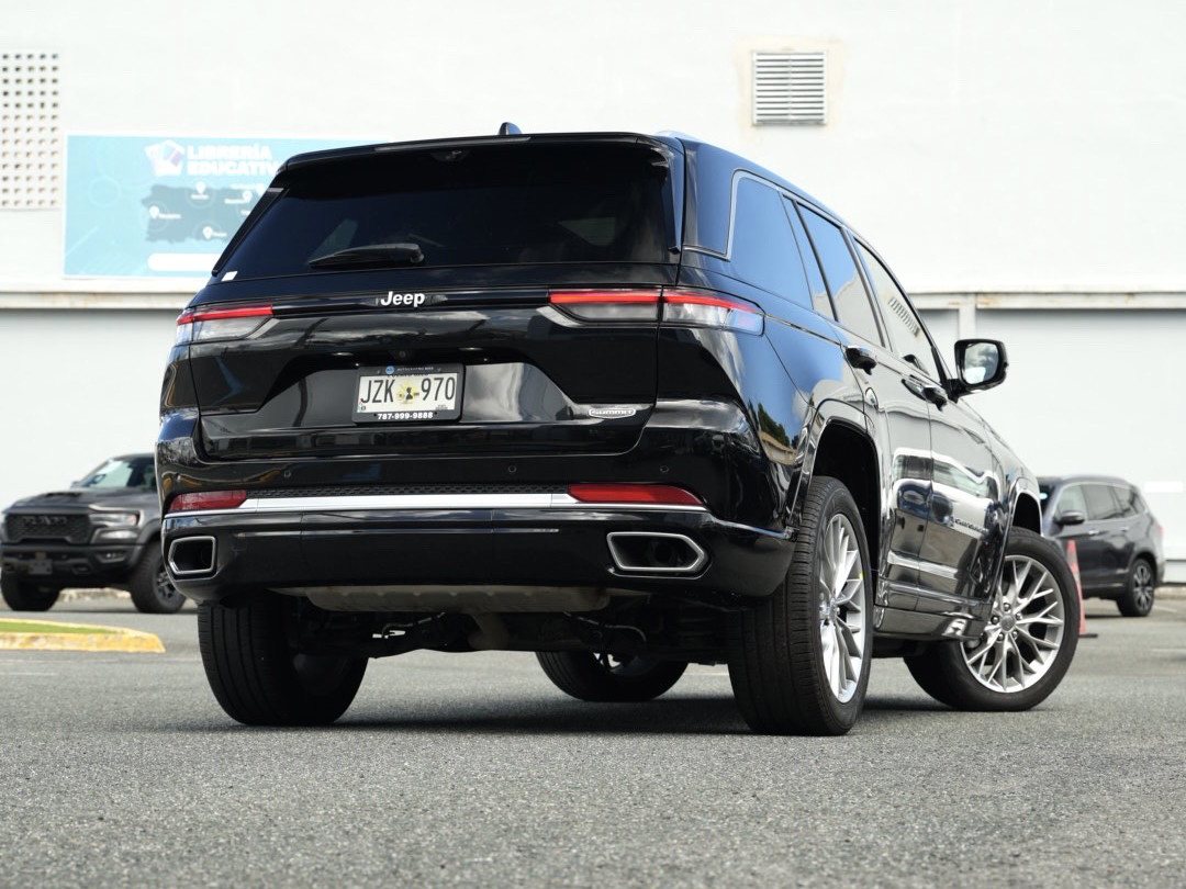 https://assets.dealerappcenter.com/dealergroups/67/vehicles/315482/RrBnxw.jpg