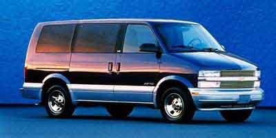2001 Chevrolet Astro's photo