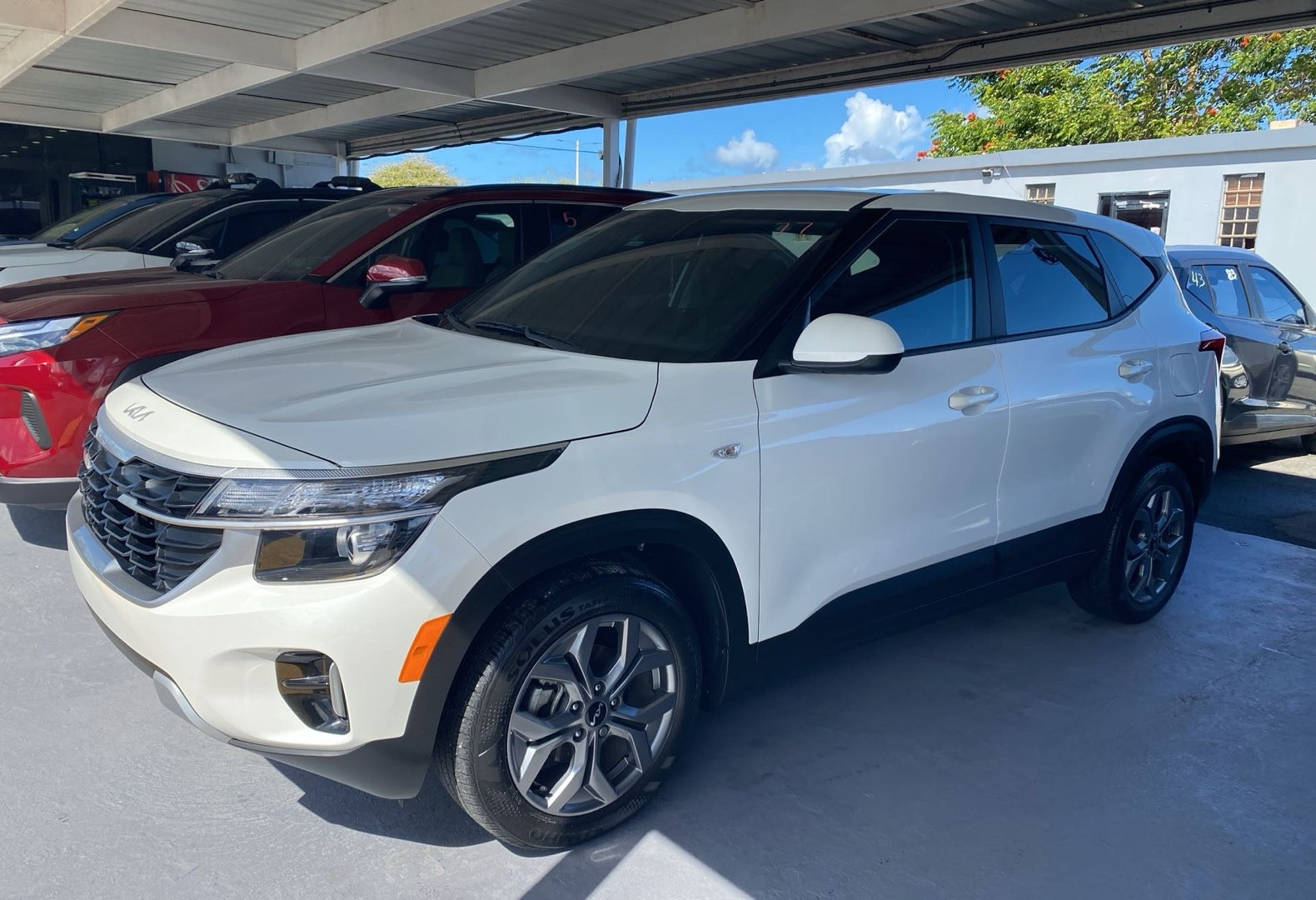 2024 Kia Seltos LX's photo