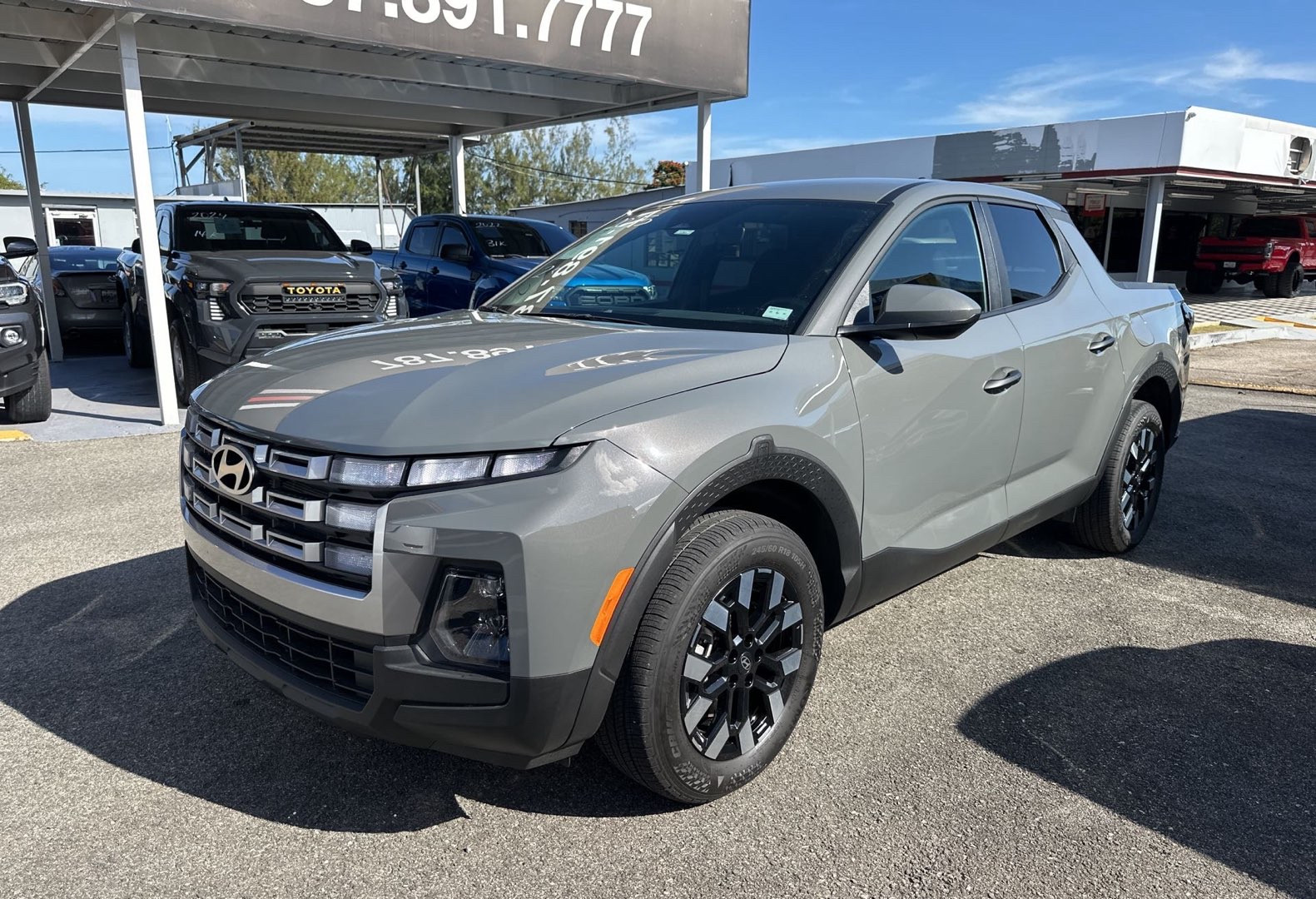 2025 Hyundai Santa Cruz SE 2.5's photo