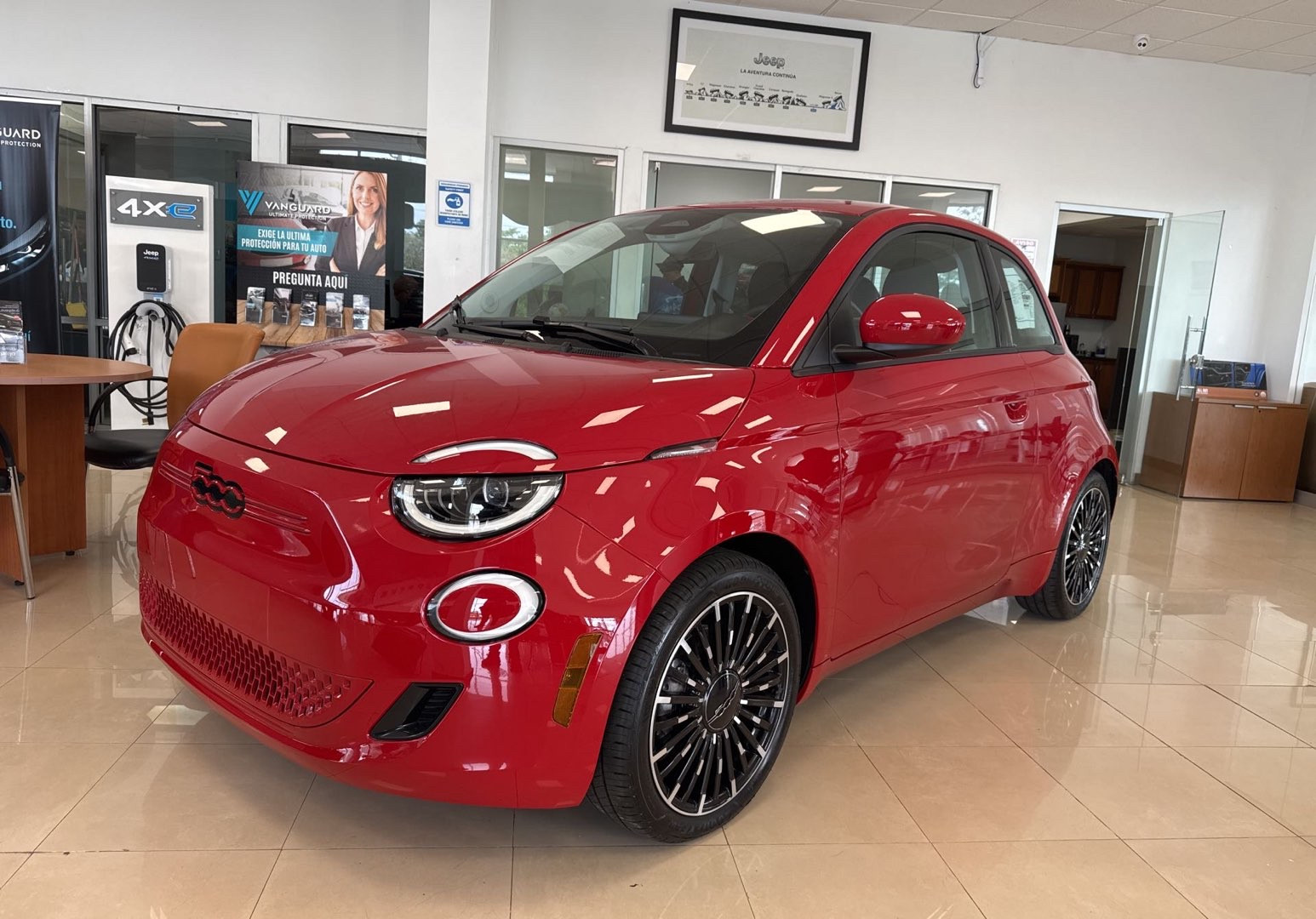 2024 FIAT 500e Base's photo