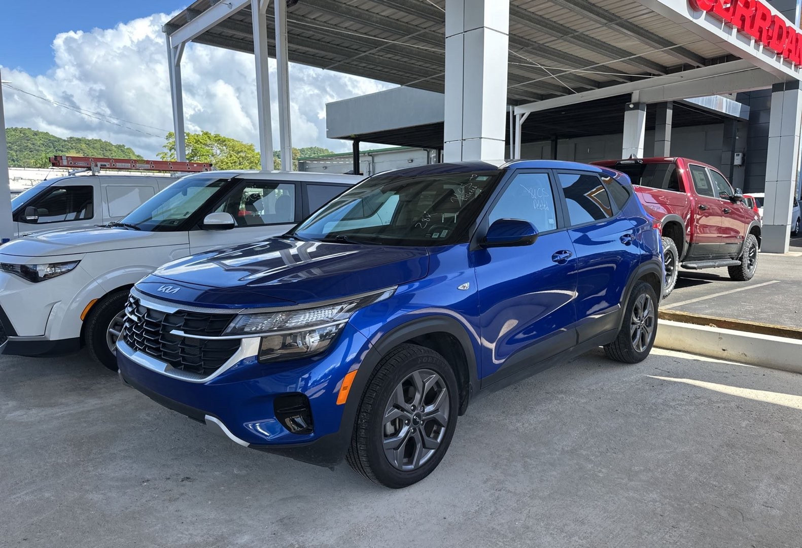 2024 Kia Seltos LX's photo