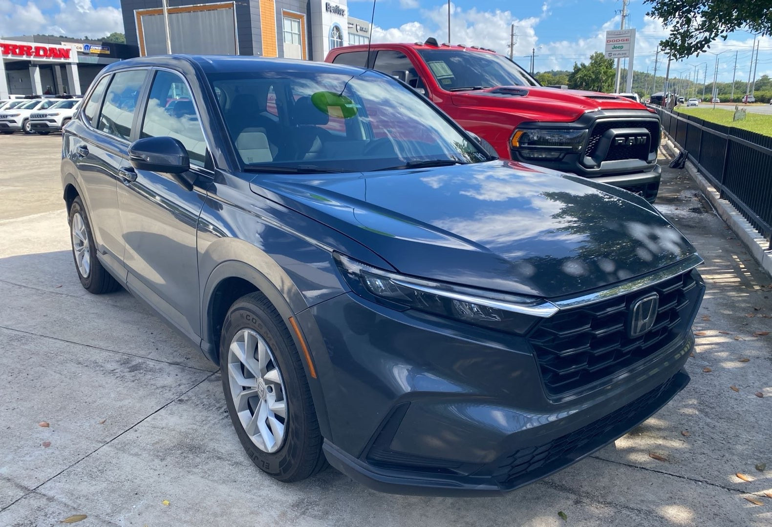 2023 Honda CR-V LX 2WD's photo