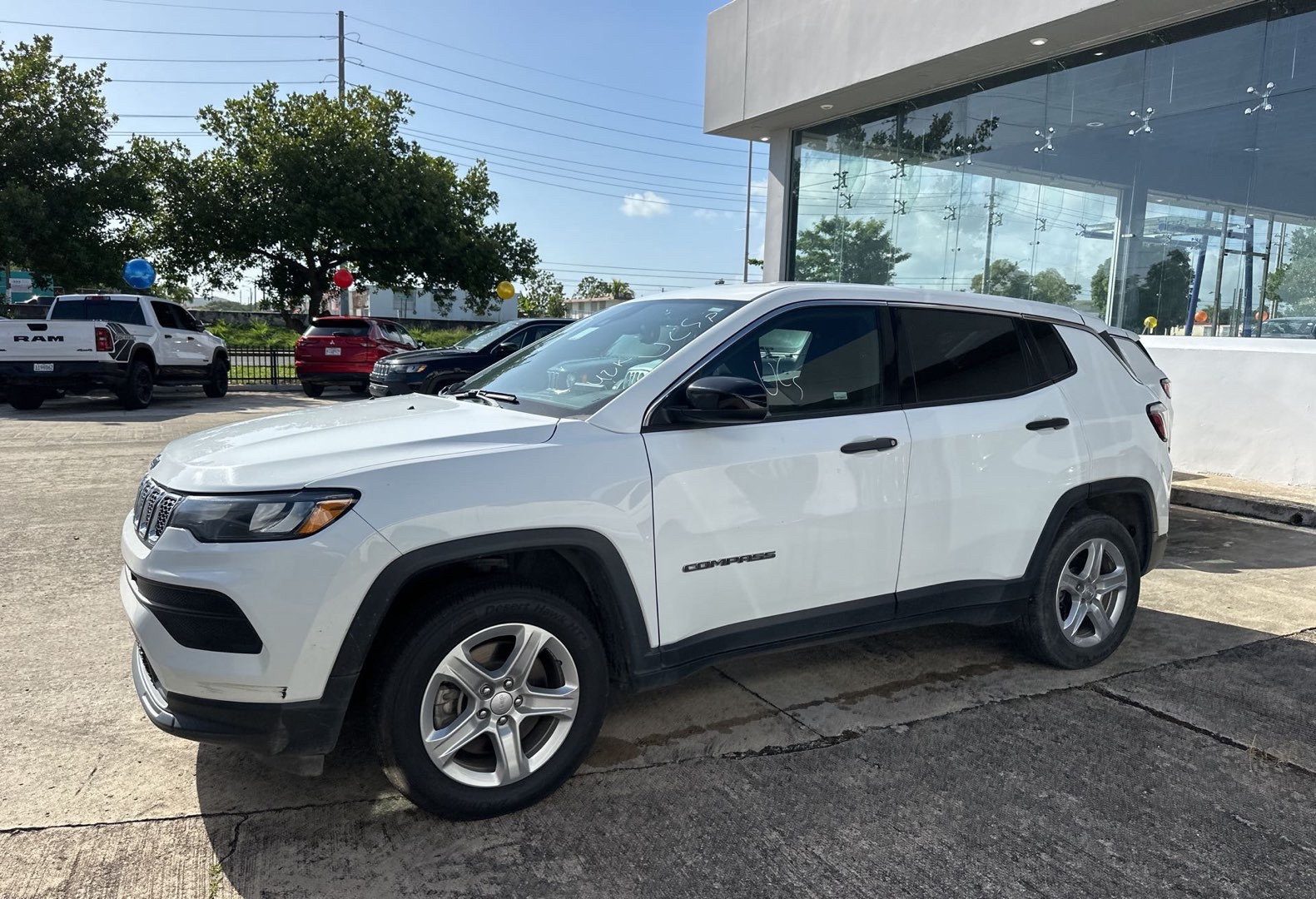 2023 Jeep Compass Sport 4X4's photo