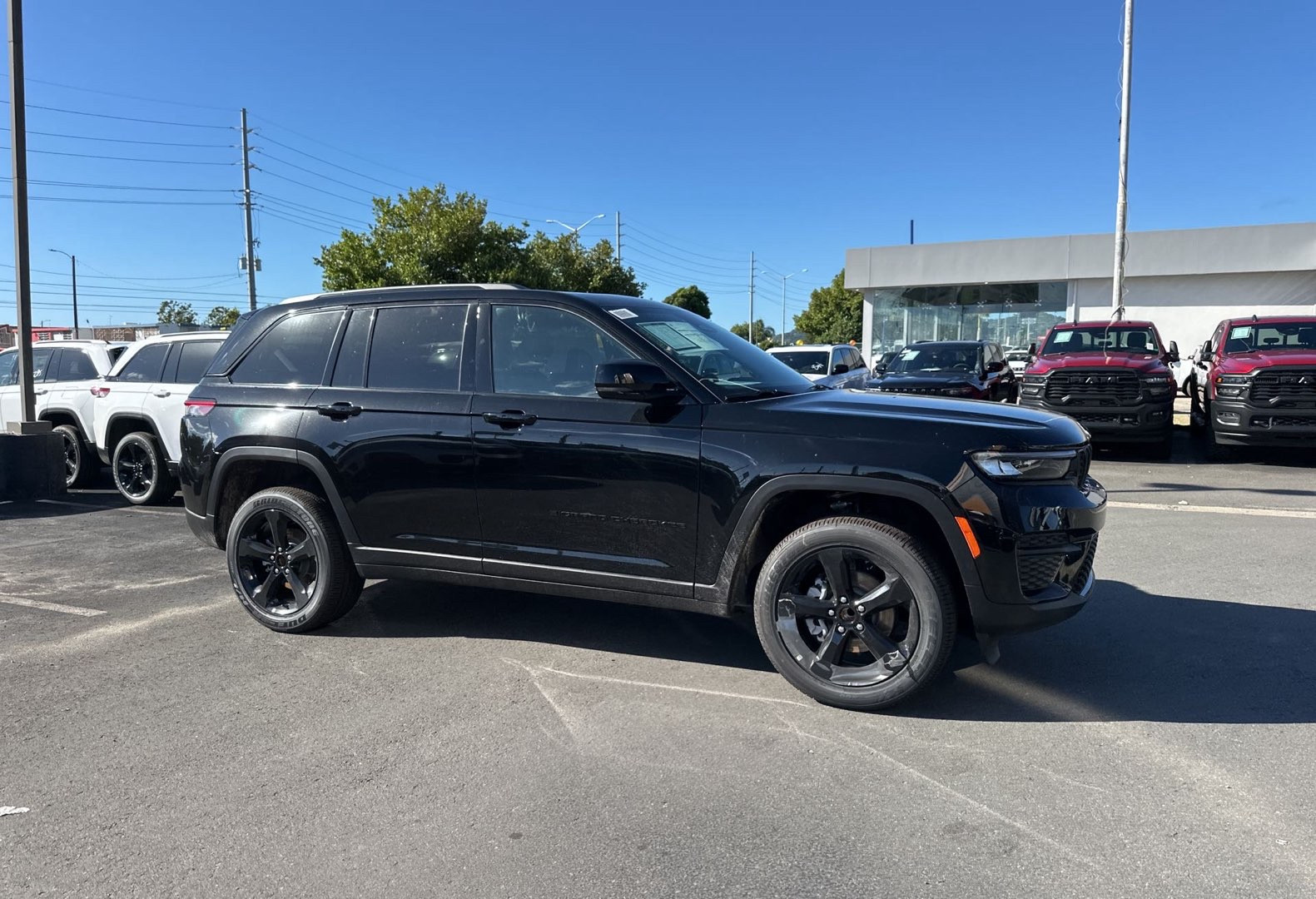 2025 Jeep Grand Cherokee Altitude X's photo