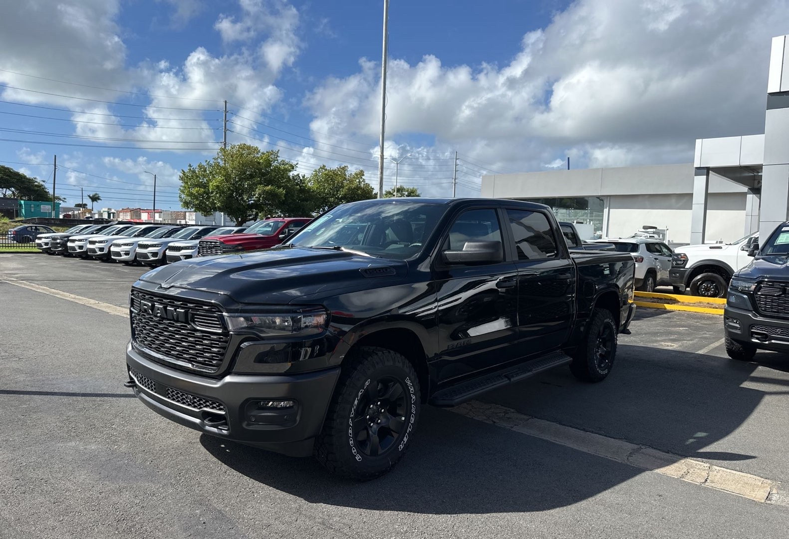 2026 RAM 1500 Warlock 4x4 Crew Cab 5'7's photo