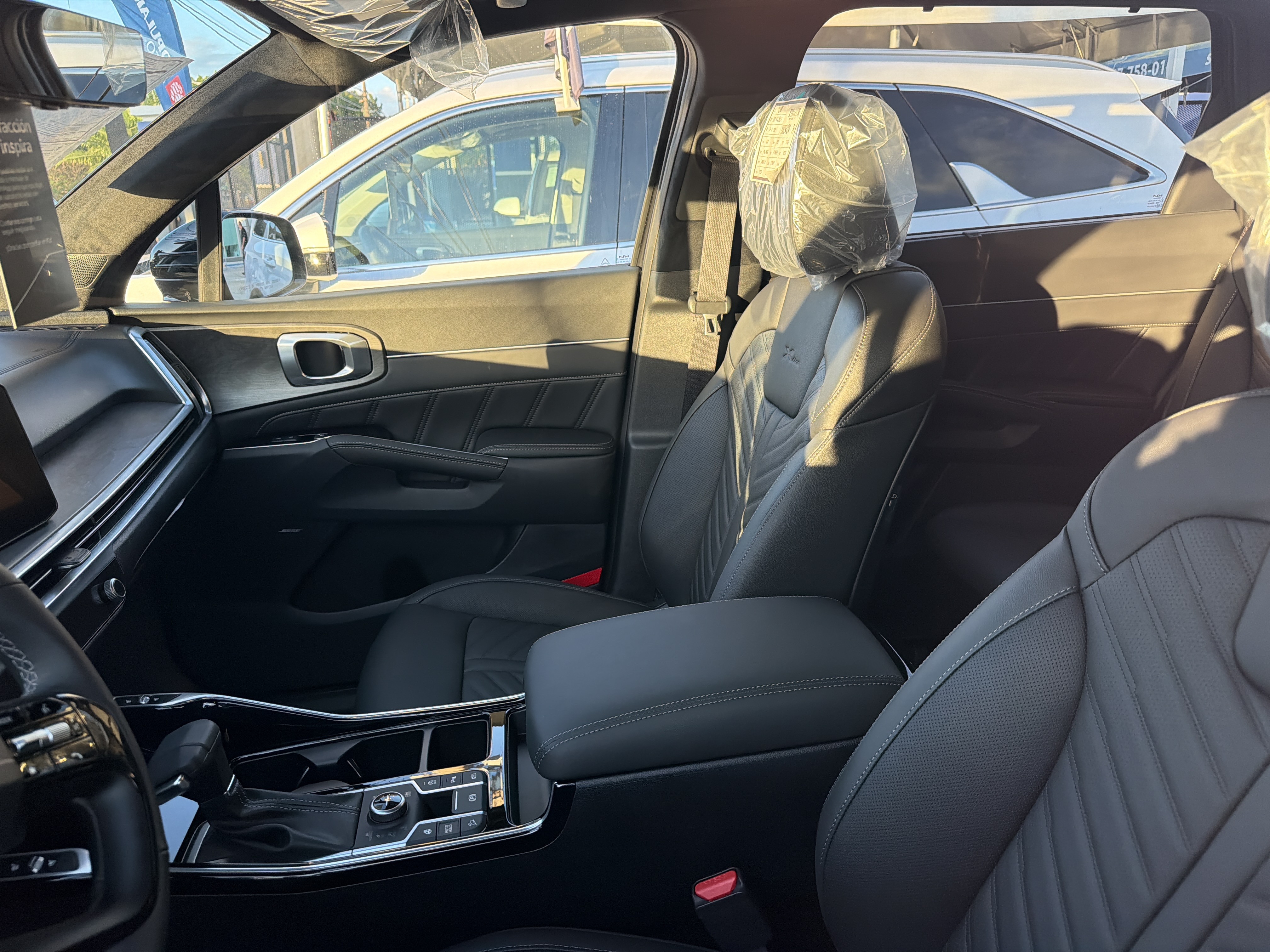 https://assets.dealerappcenter.com/dealergroups/73/vehicles/329092/OIKZUK.jpg