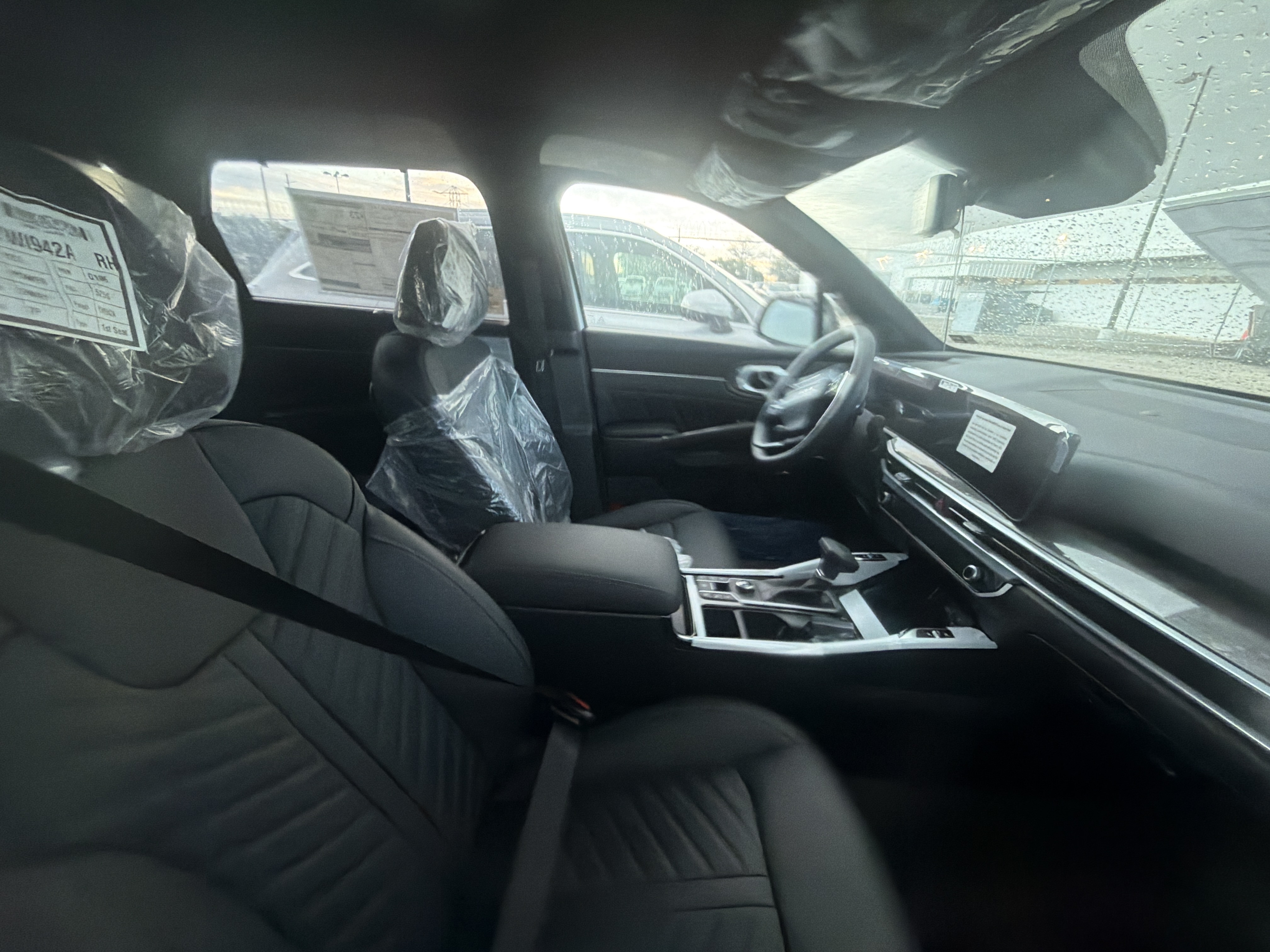 https://assets.dealerappcenter.com/dealergroups/73/vehicles/329093/Qi13Gd.jpg