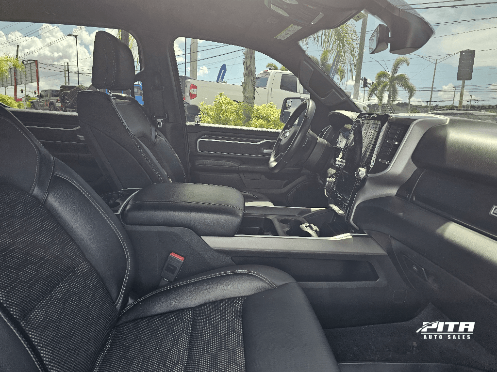 https://assets.dealerappcenter.com/dealergroups/75/vehicles/270714/d5Ucby.png