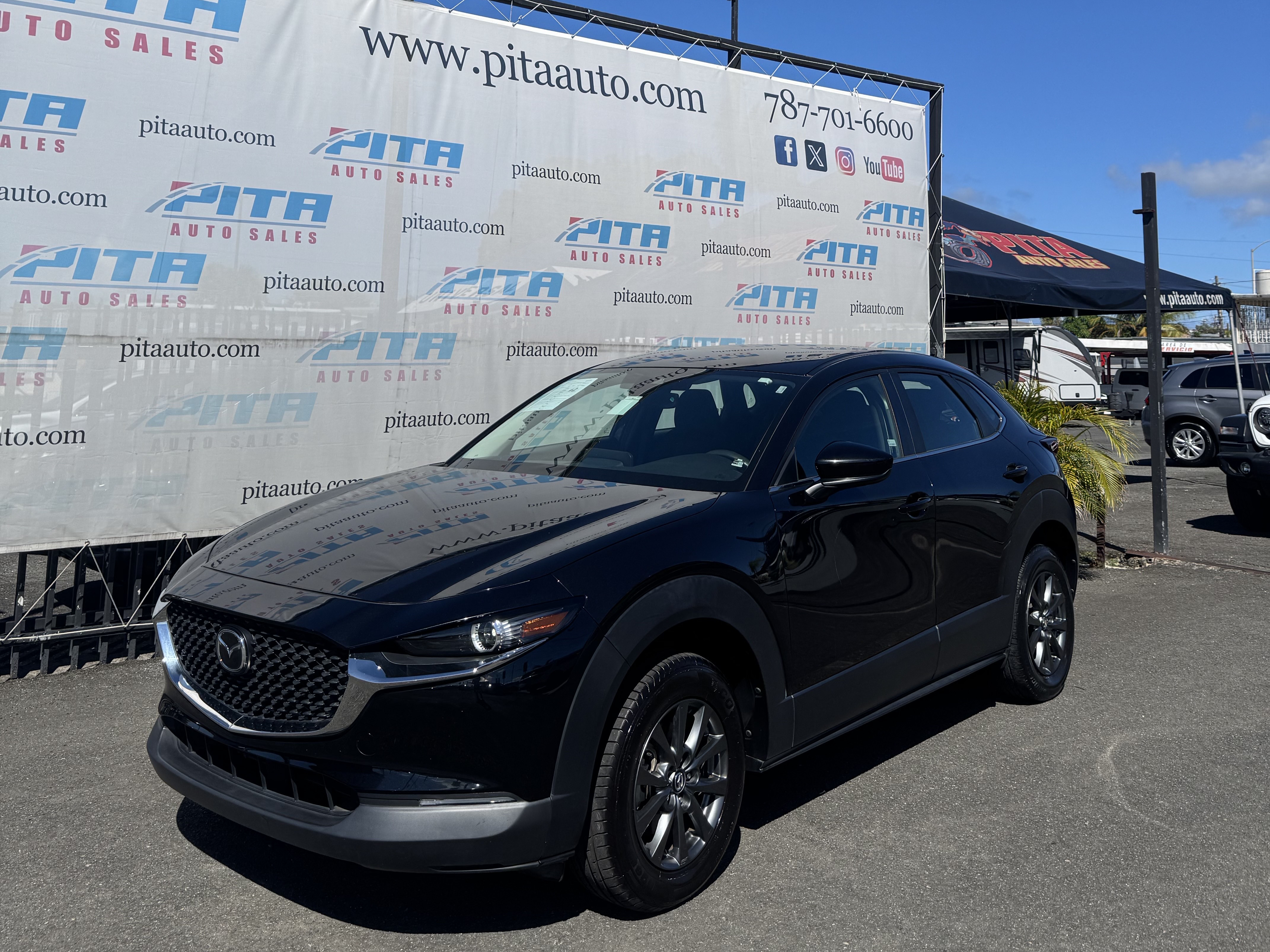 https://assets.dealerappcenter.com/dealergroups/75/vehicles/329075/9bpC6S.jpg