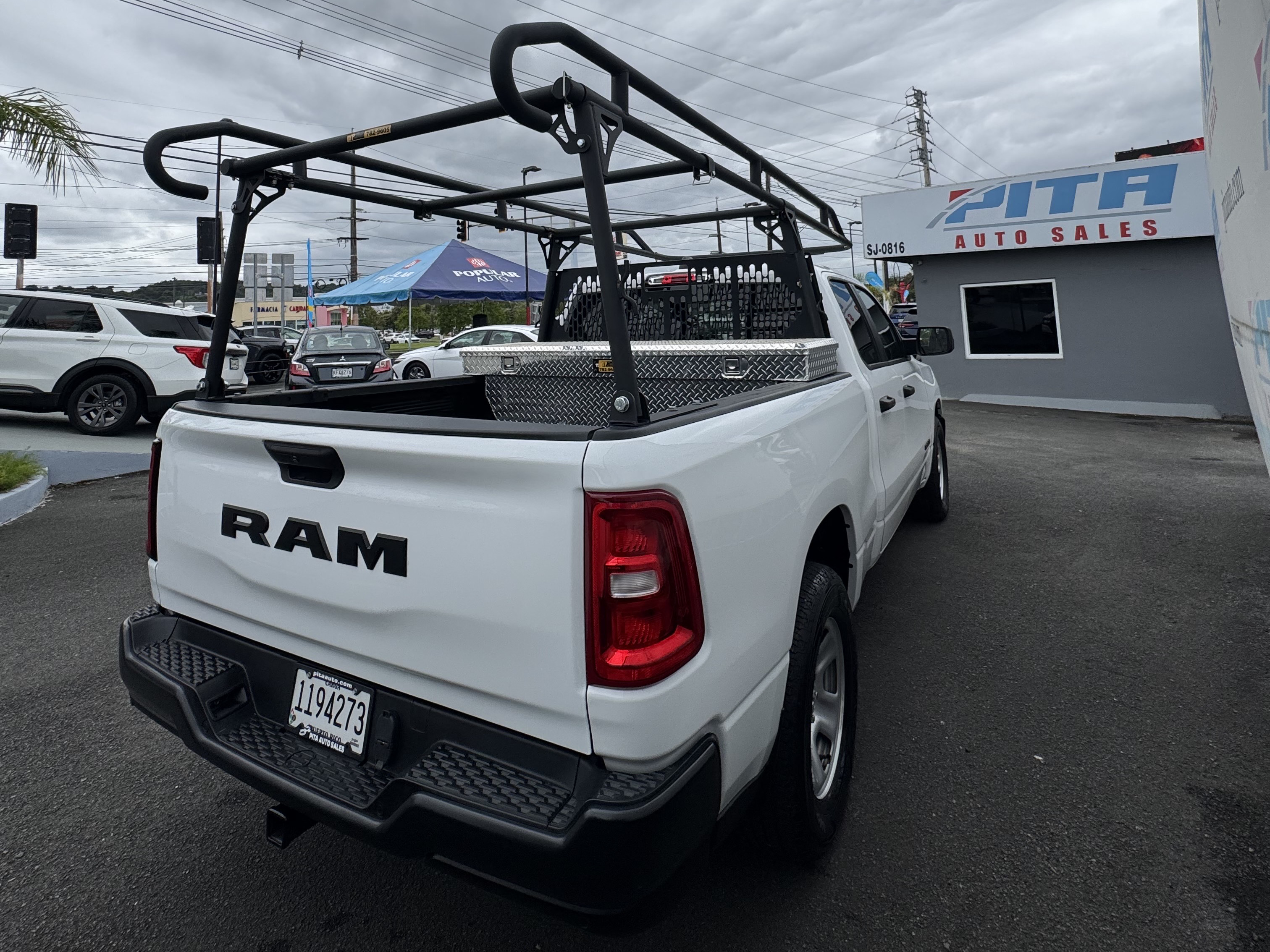 https://assets.dealerappcenter.com/dealergroups/75/vehicles/329077/WtgE5G.jpg