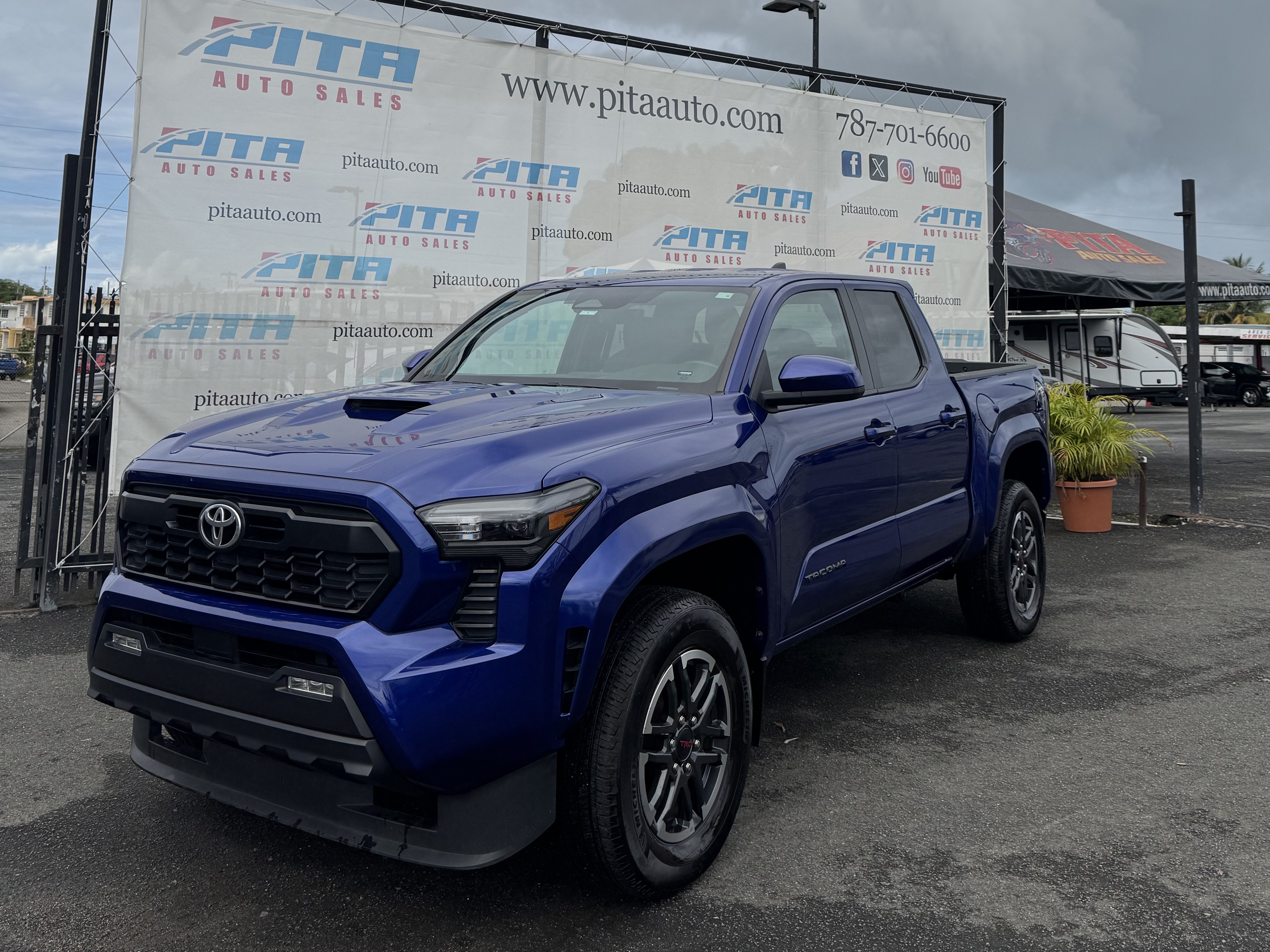 https://assets.dealerappcenter.com/dealergroups/75/vehicles/336391/yXdgjF.jpg