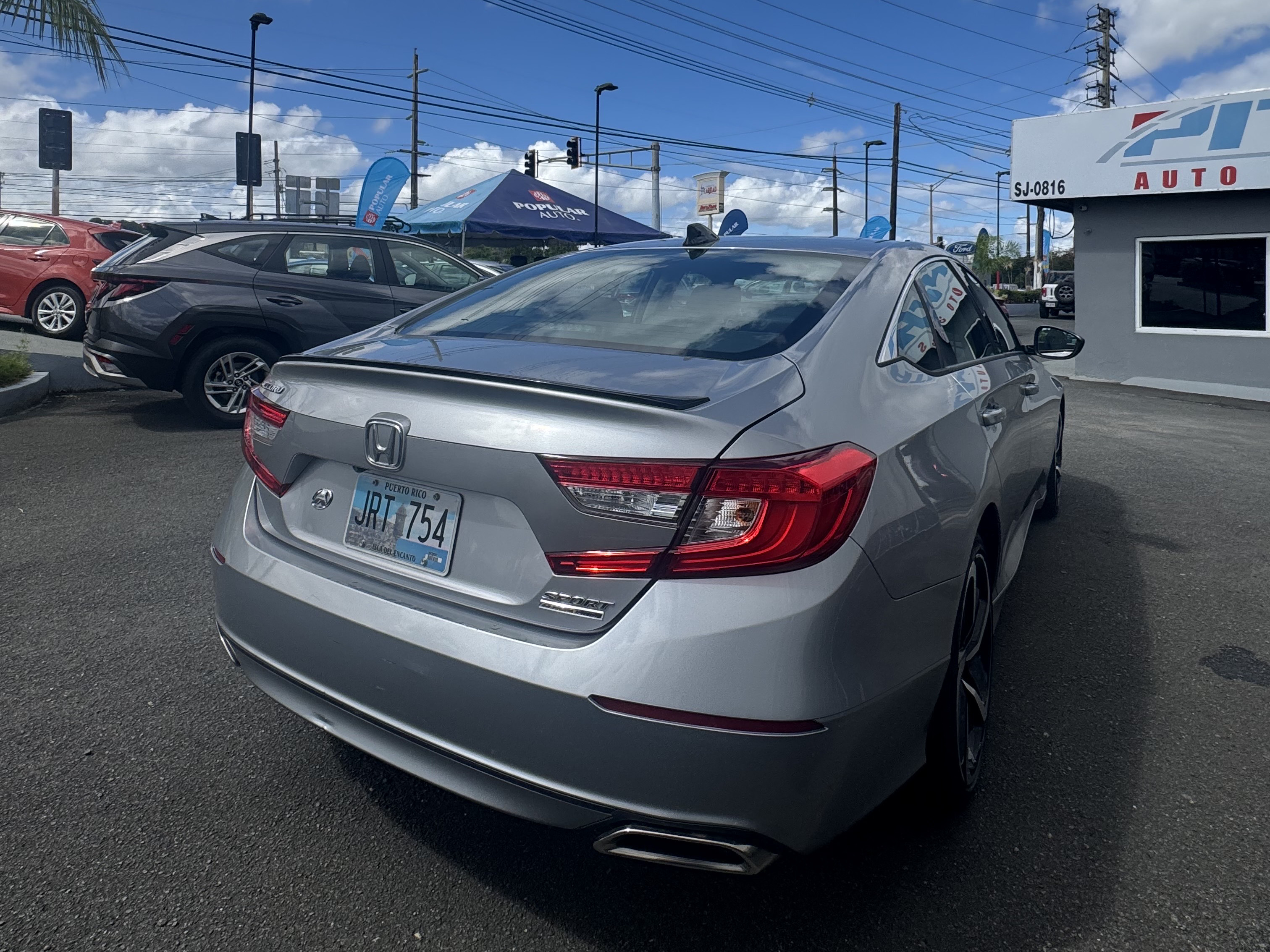 https://assets.dealerappcenter.com/dealergroups/75/vehicles/336392/8r7i6E.jpg
