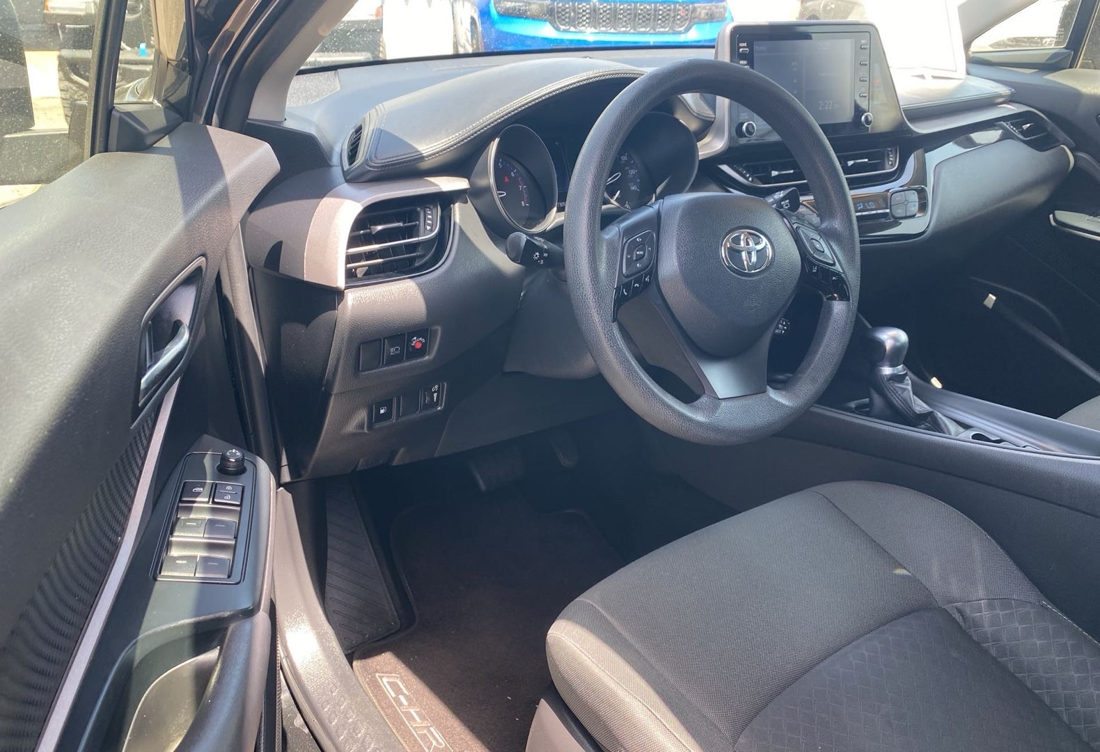 https://assets.dealerappcenter.com/dealergroups/84/vehicles/173802/Ix6ih0.jpg