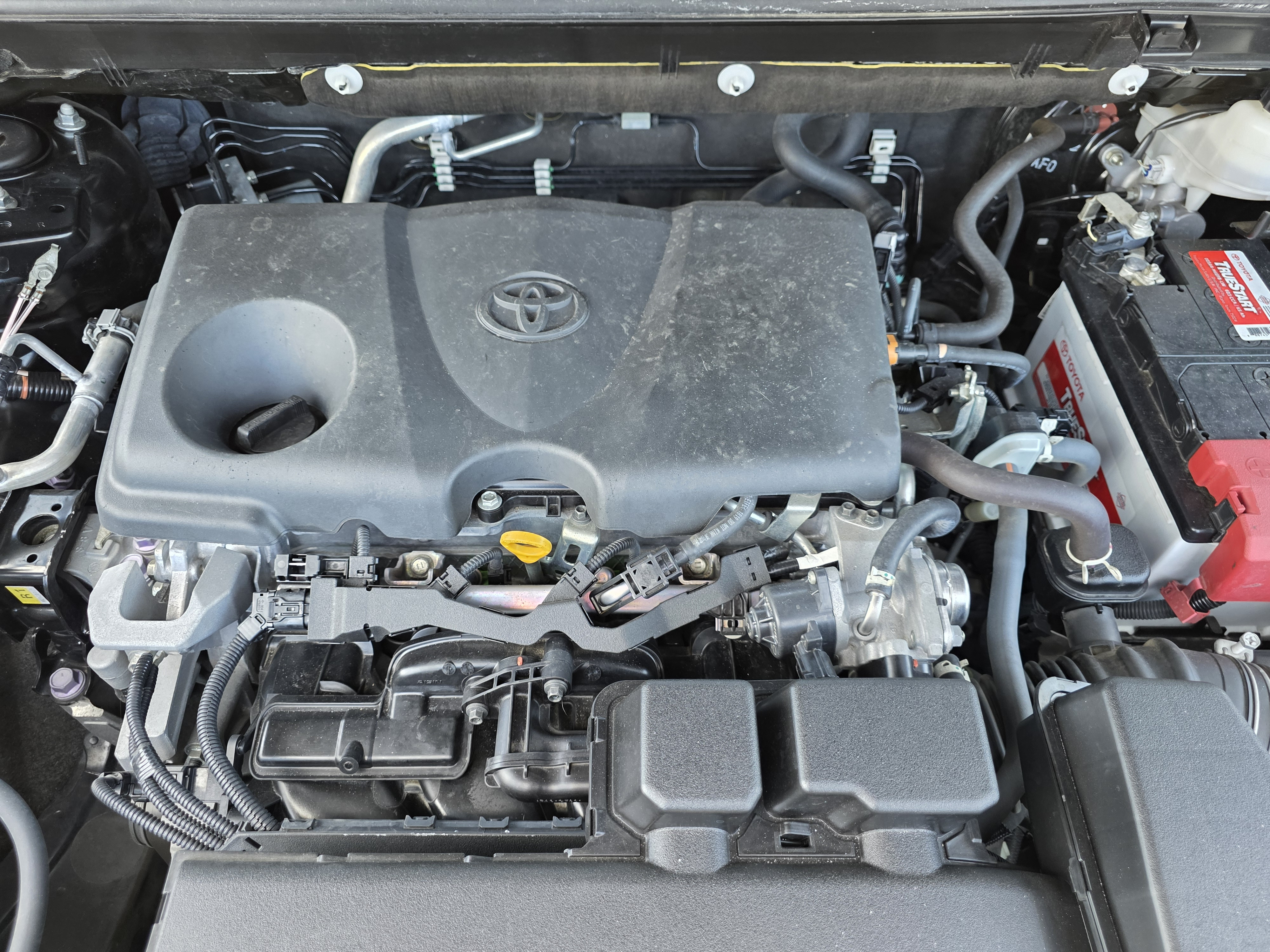 https://assets.dealerappcenter.com/dealergroups/84/vehicles/181122/qliD1q.jpg
