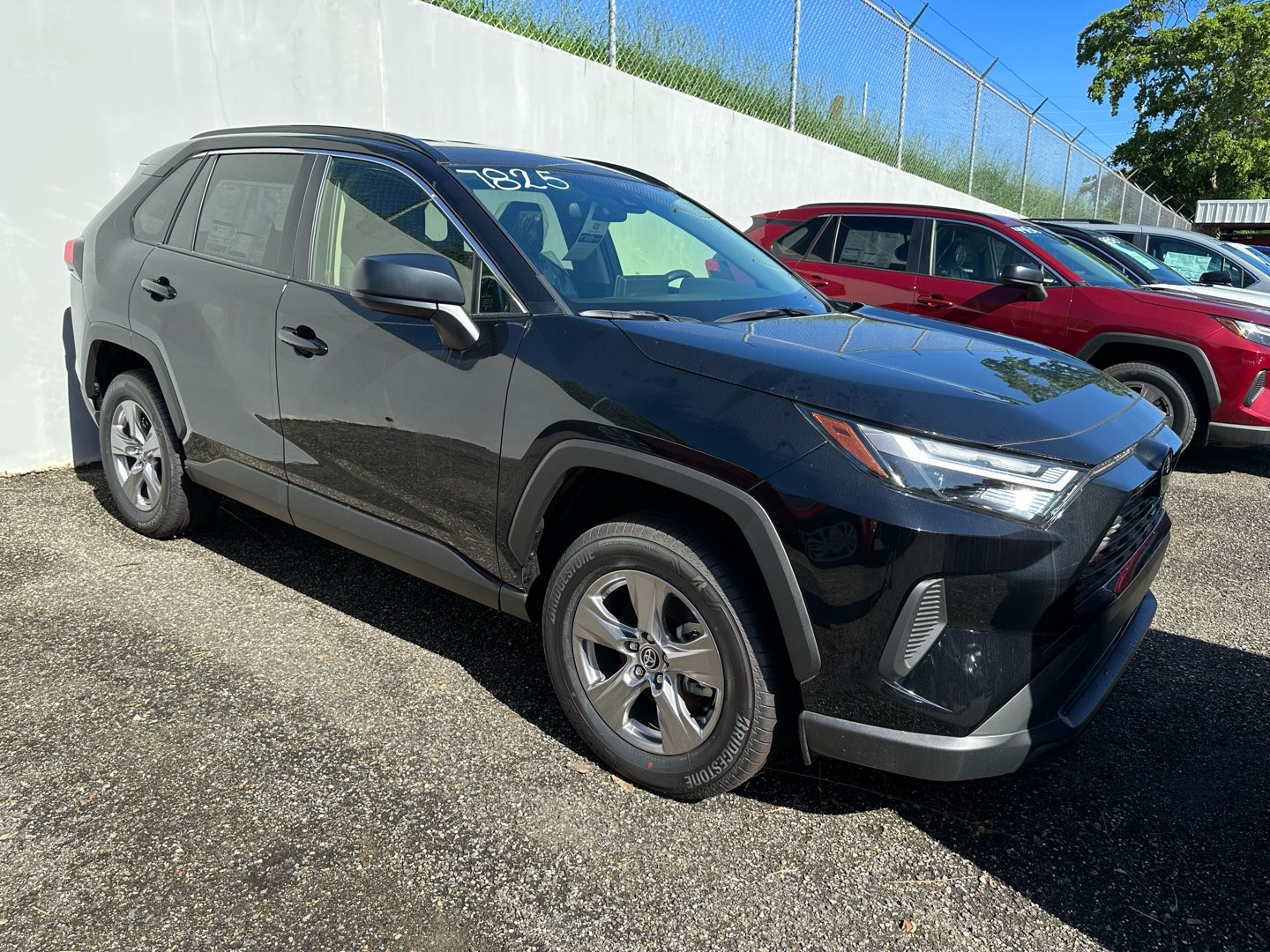https://assets.dealerappcenter.com/dealergroups/84/vehicles/219872/Hf8s37.jpg