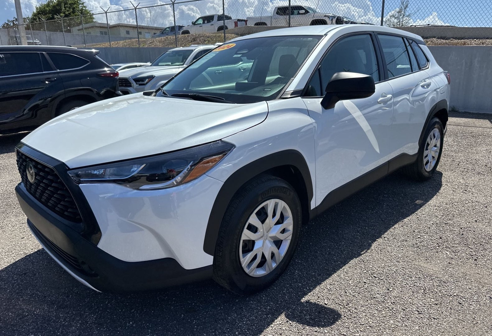 https://assets.dealerappcenter.com/dealergroups/84/vehicles/237874/mOrTxv.jpg